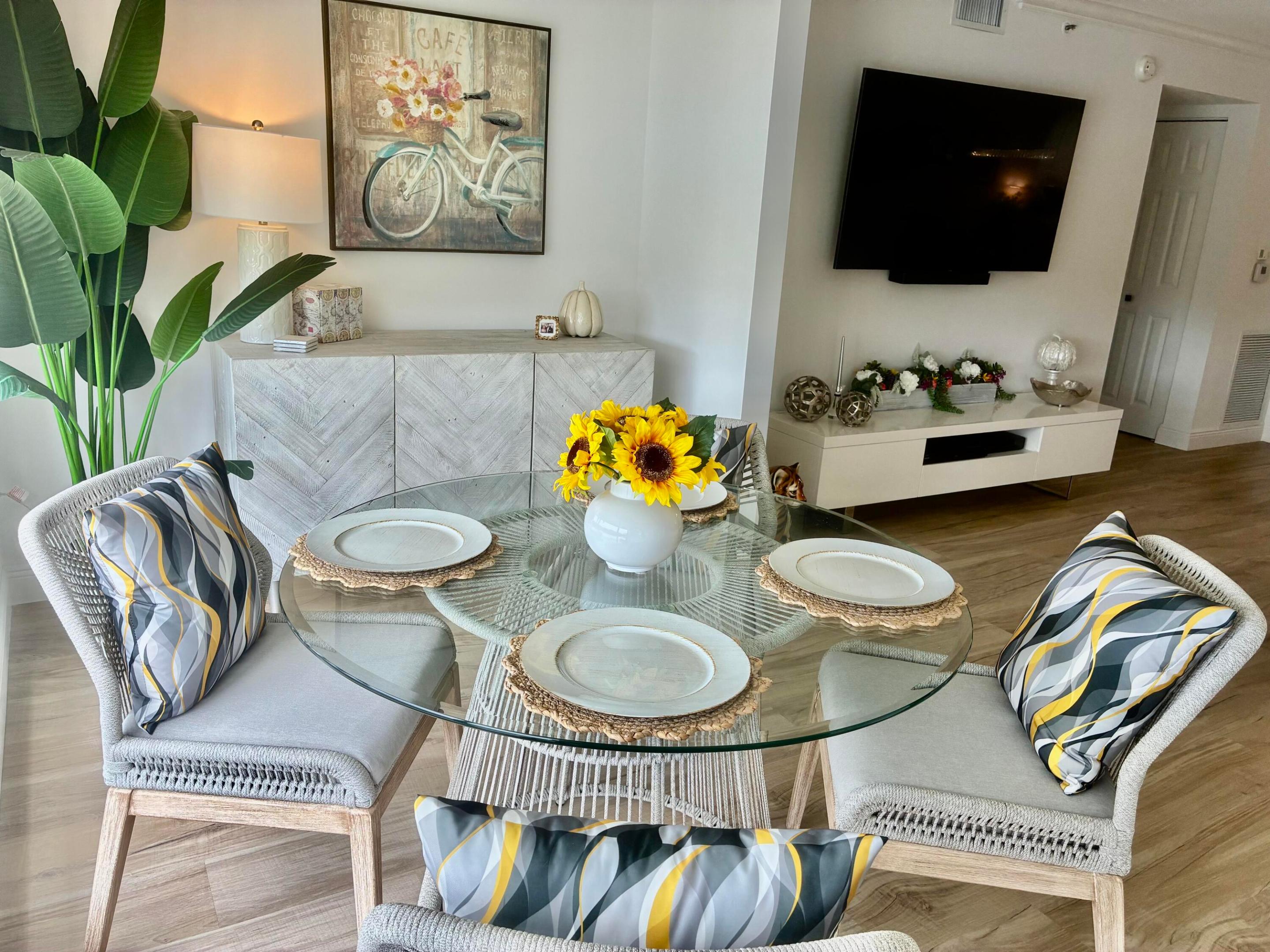 CORAL LAKES/REGAL SHORES NORTH - Residential