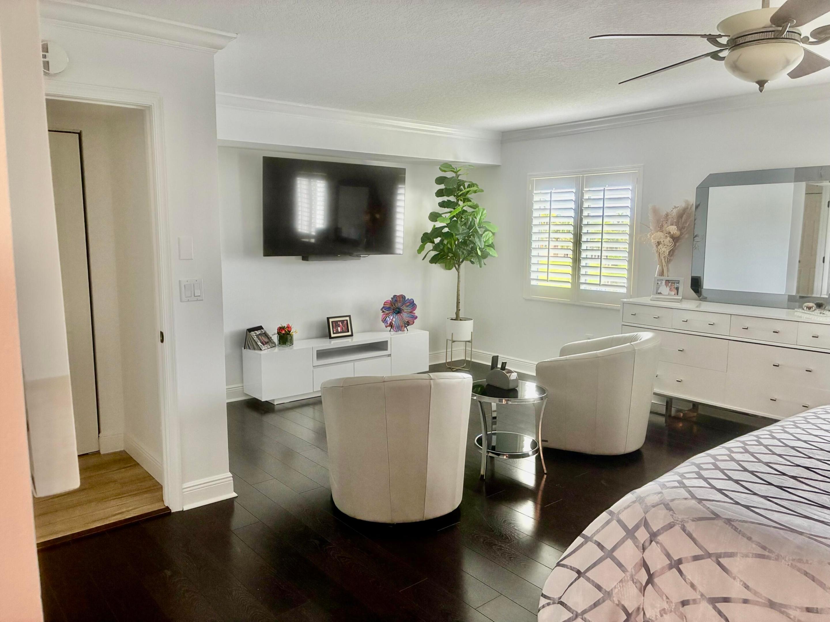 CORAL LAKES/REGAL SHORES NORTH - Residential