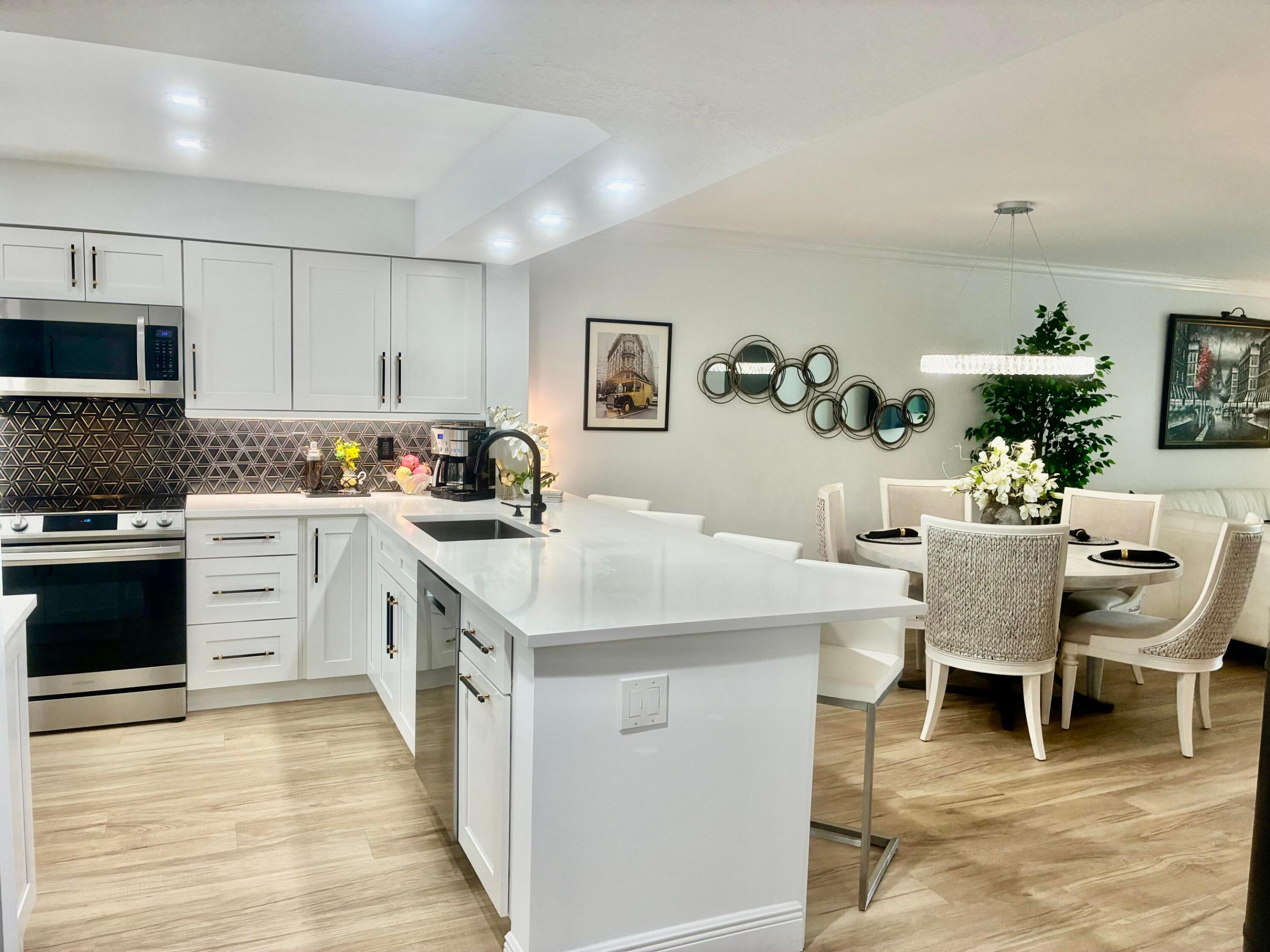 CORAL LAKES/REGAL SHORES NORTH - Residential