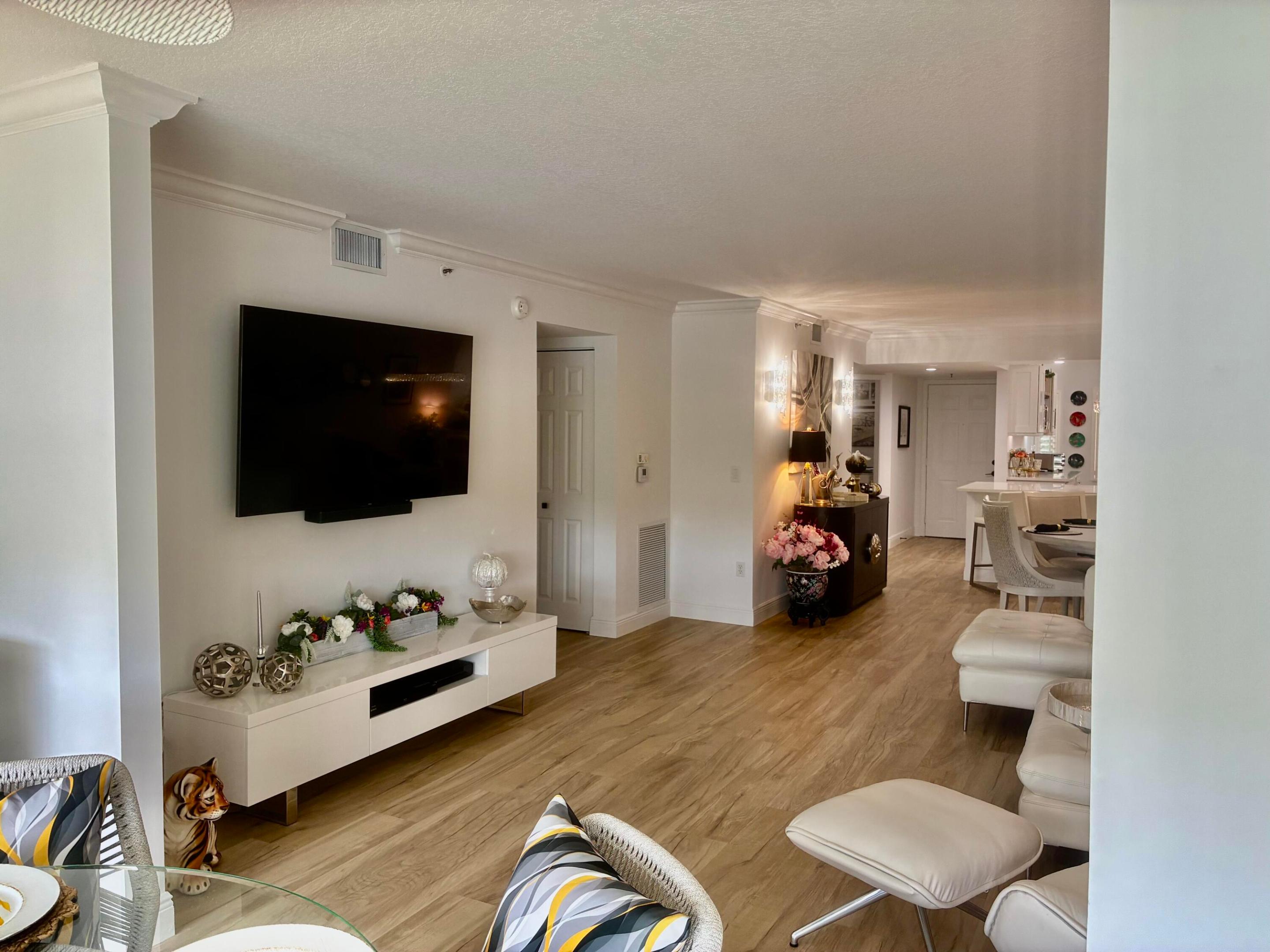 CORAL LAKES/REGAL SHORES NORTH - Residential