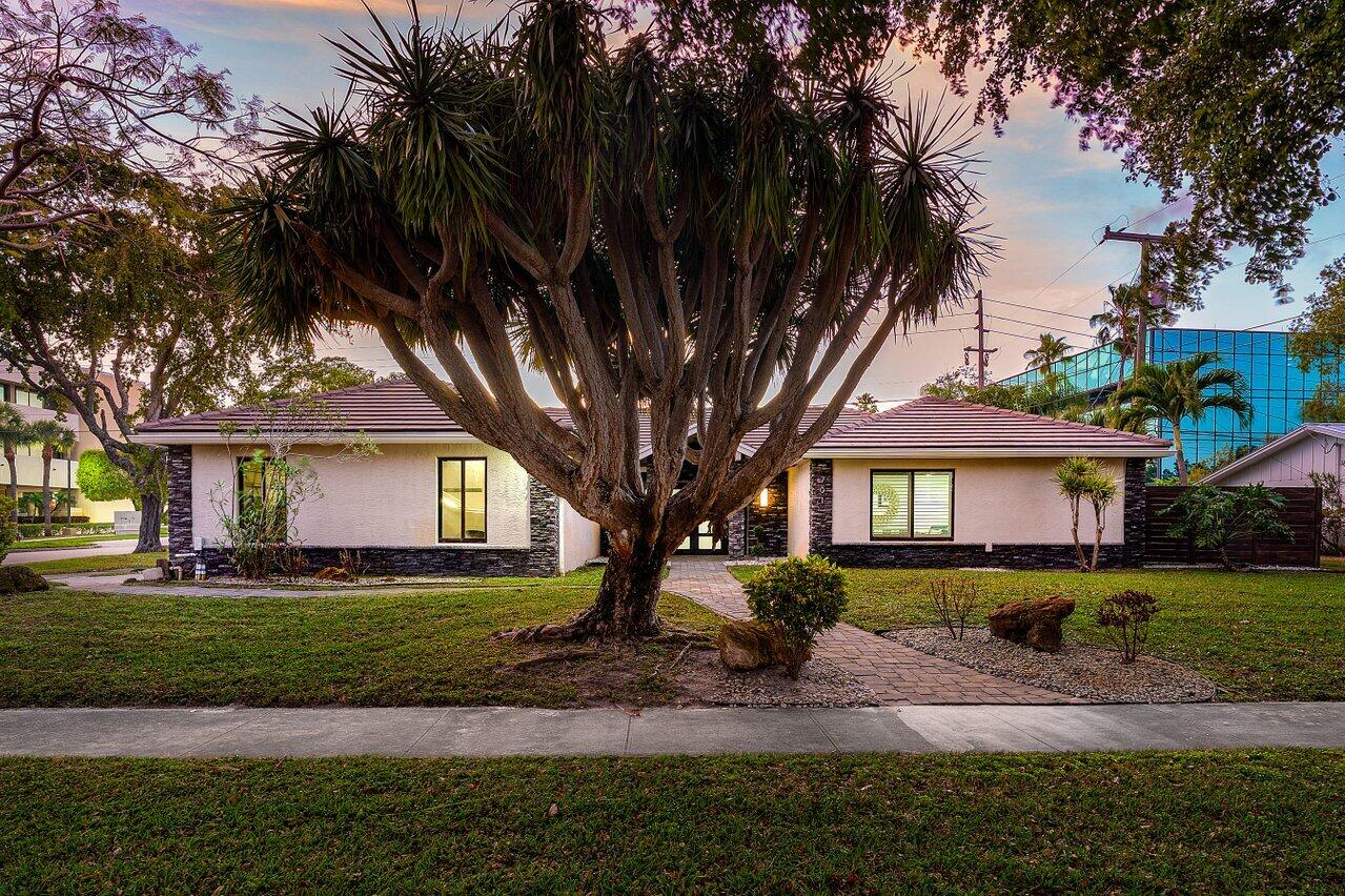 YACHT CLUB - Residential