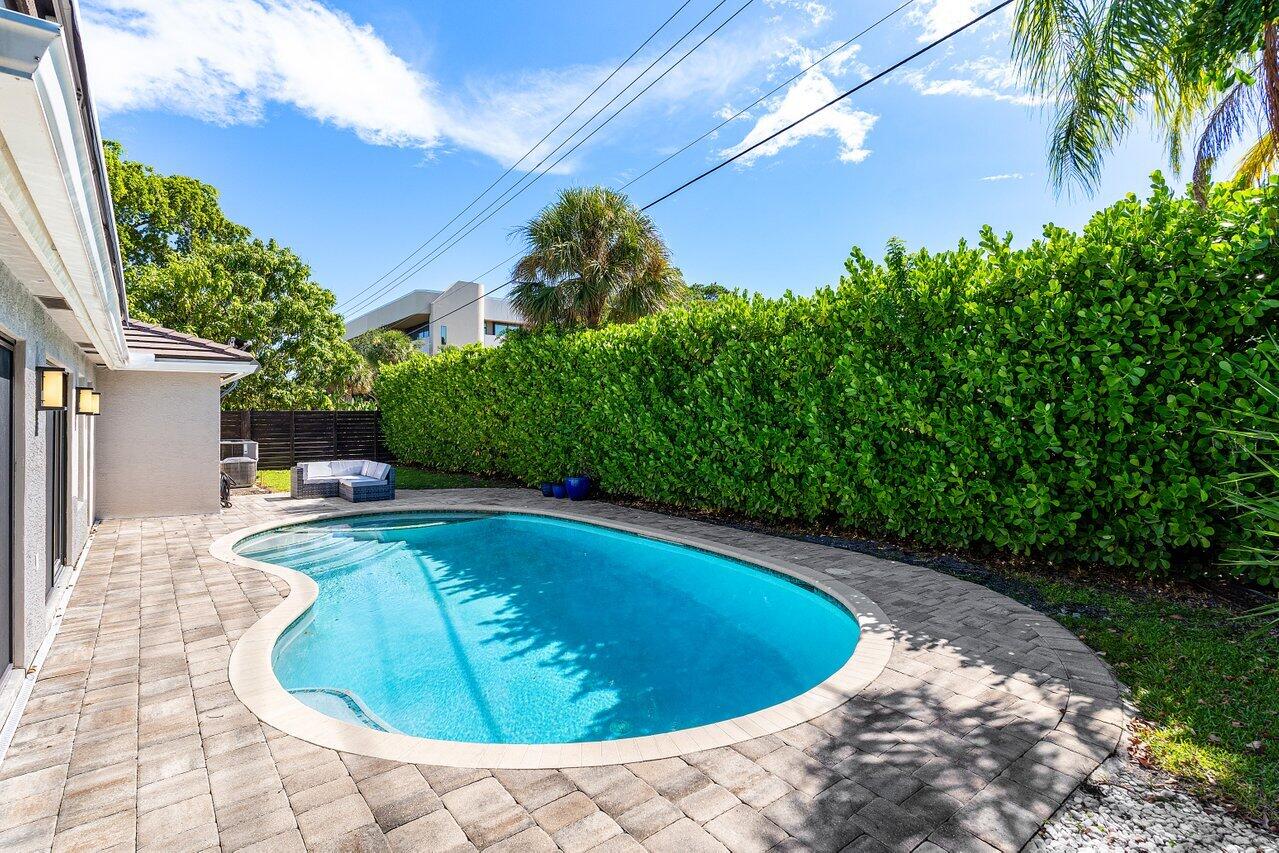 YACHT CLUB - Residential