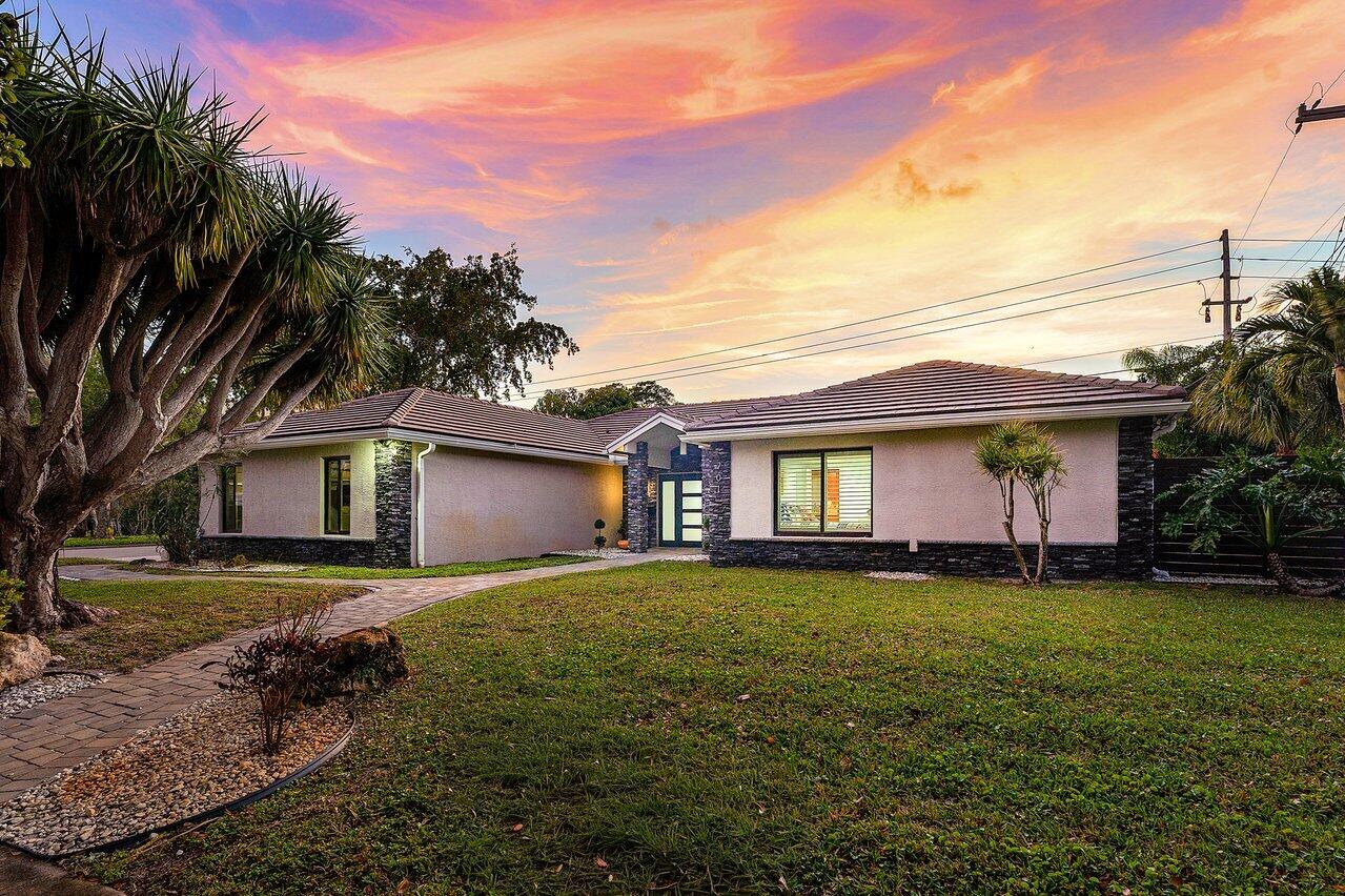 YACHT CLUB - Residential
