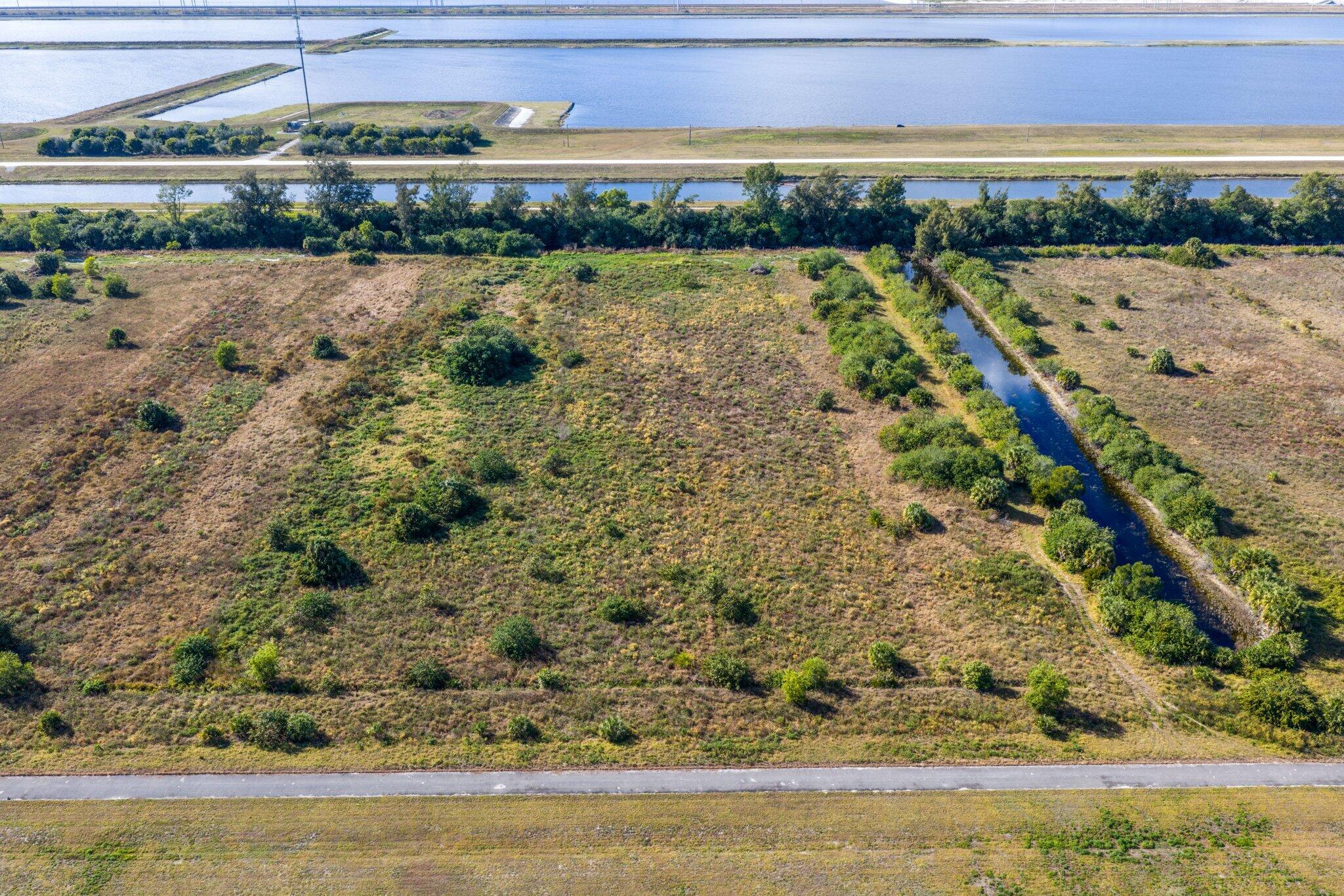 WHITE FENCES EQUESTRIAN ESTATES 2 - Land