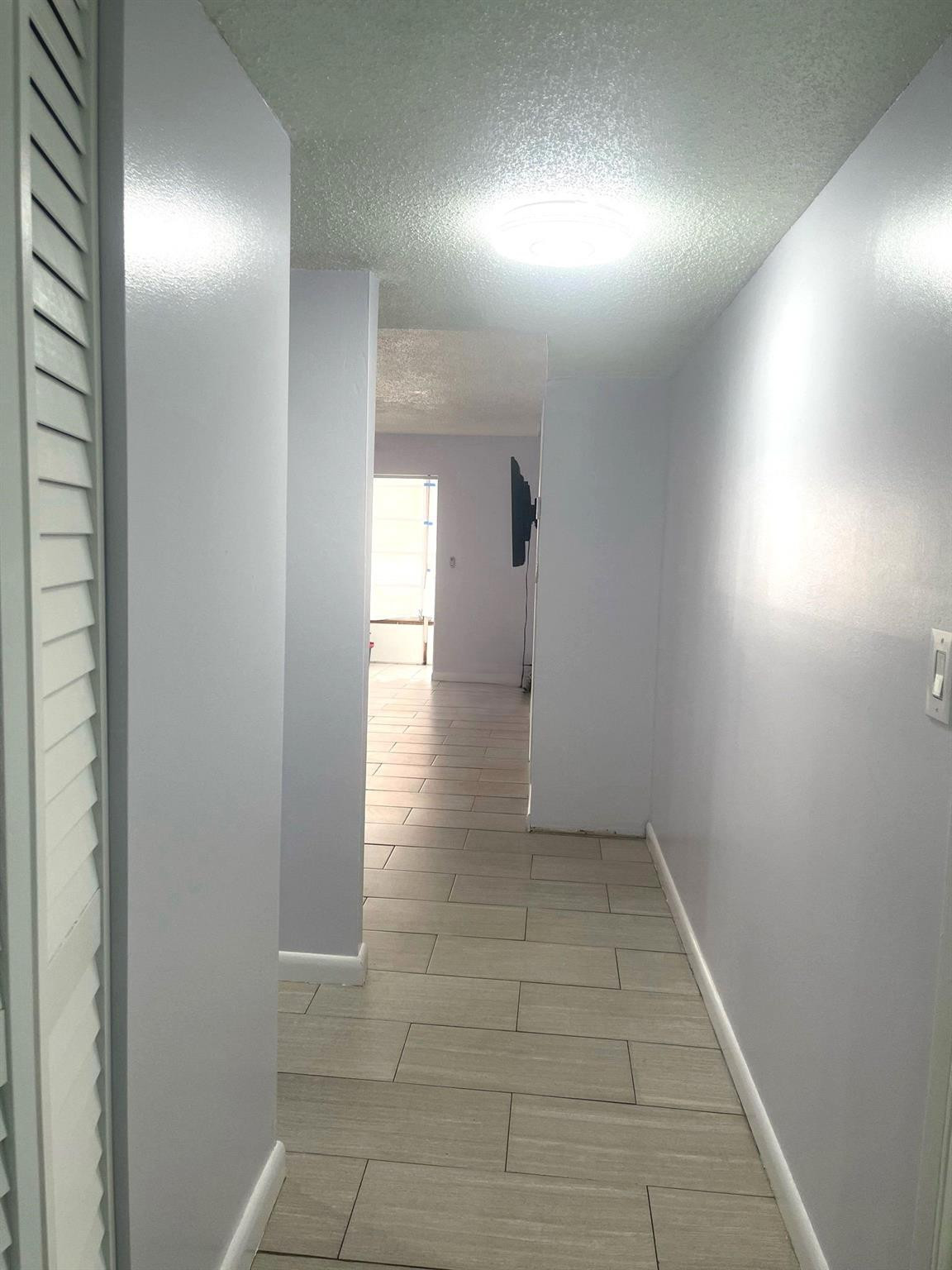 EMERALD CONDO - Residential