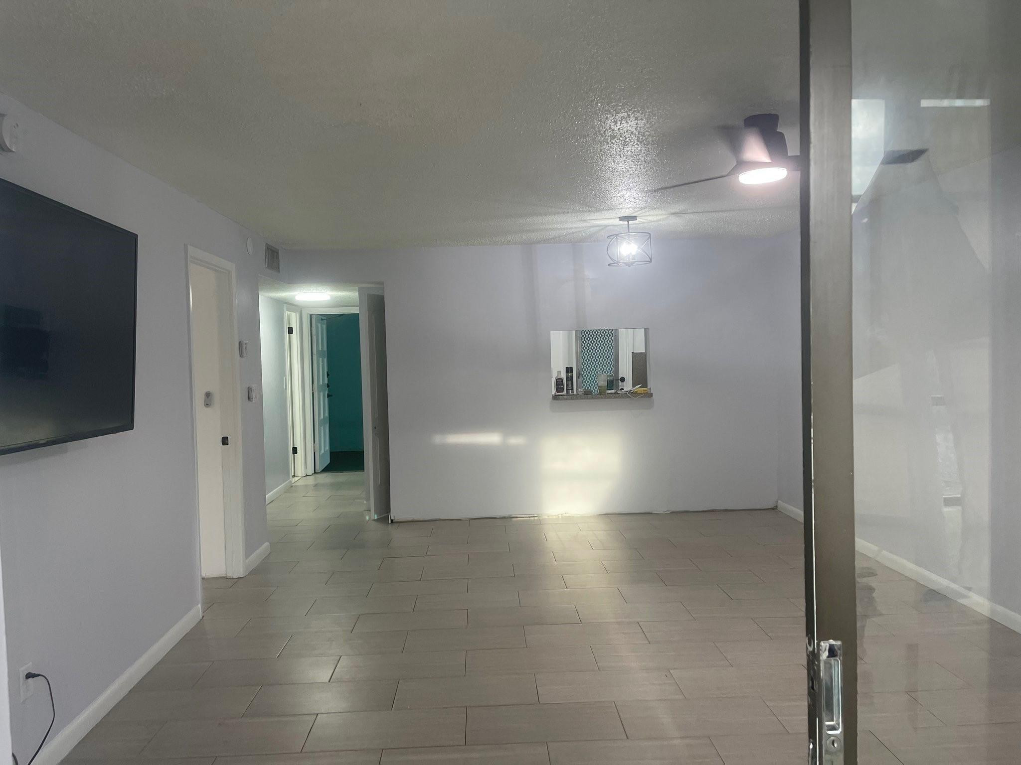 EMERALD CONDO - Residential