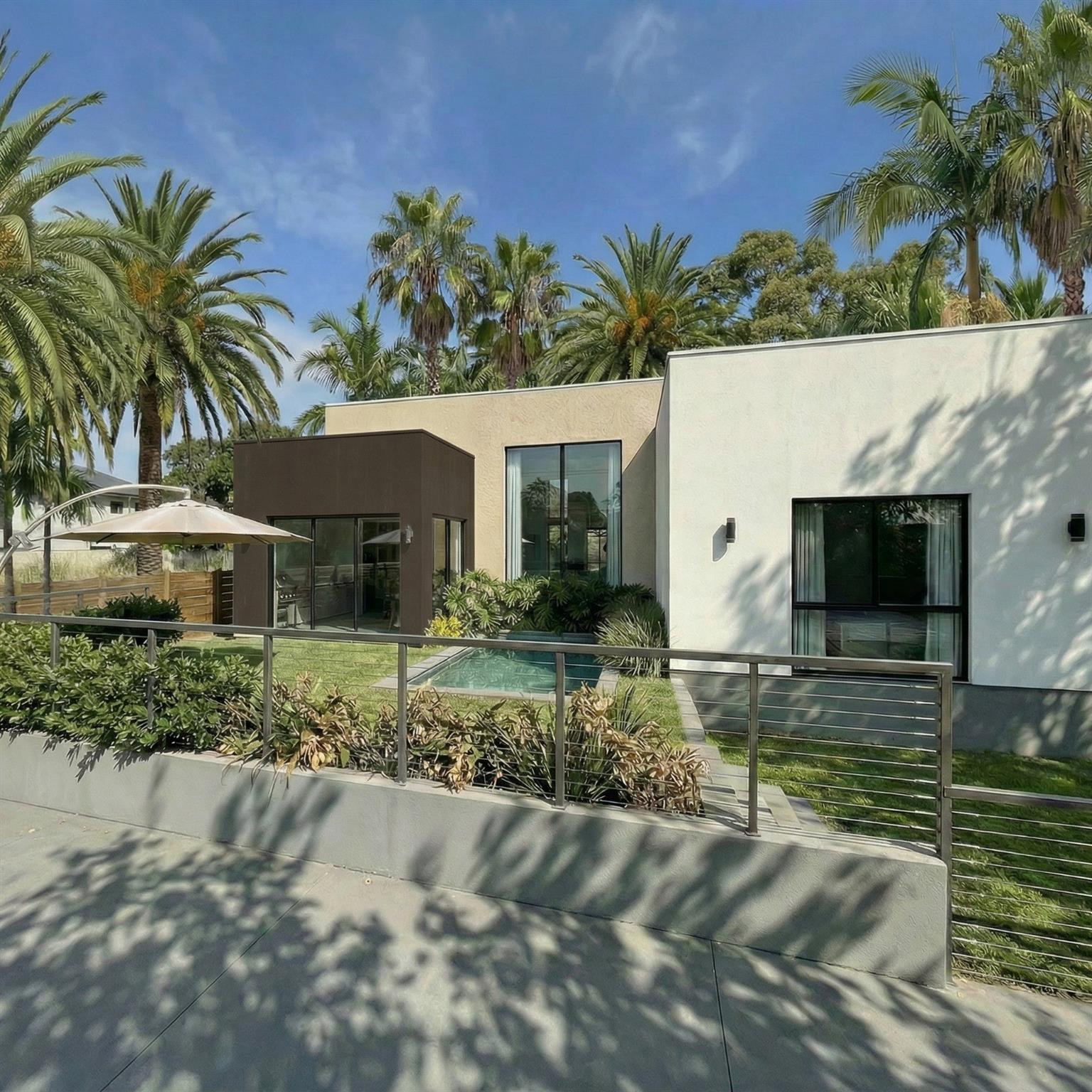 MIDDLE RIVER MANOR - Residential
