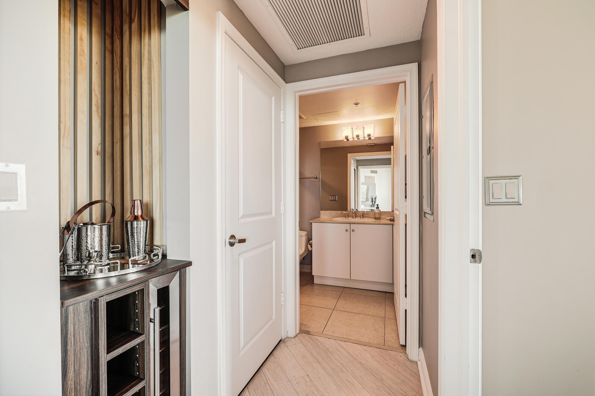 CASA COSTA CONDO - Residential Lease