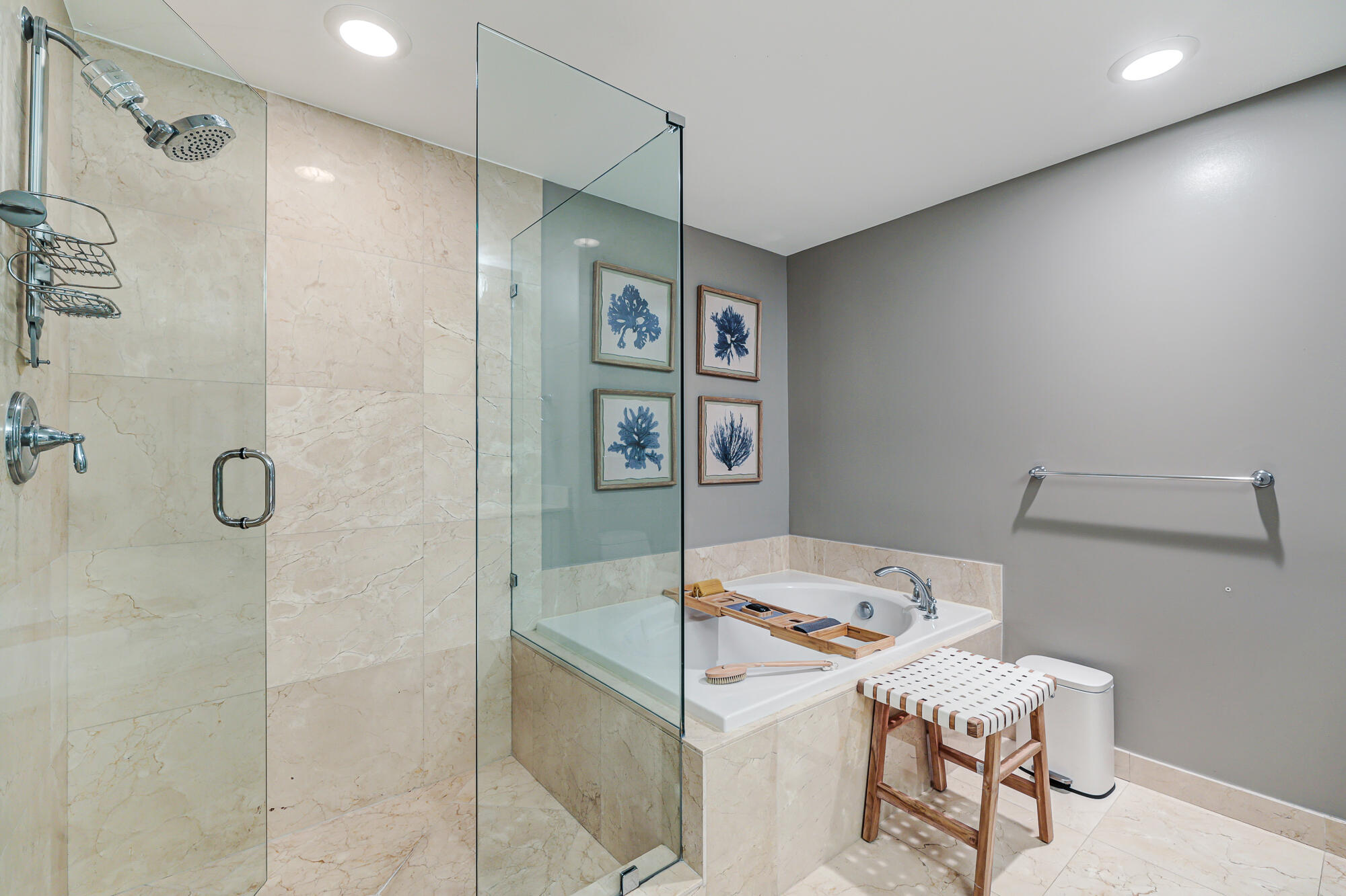 CASA COSTA CONDO - Residential Lease