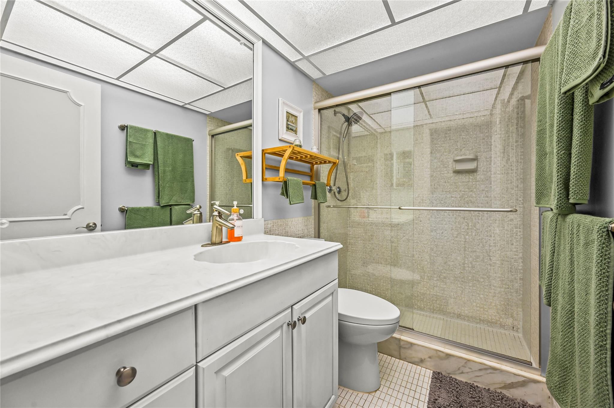 OCEAN MONARCH CONDO - Residential