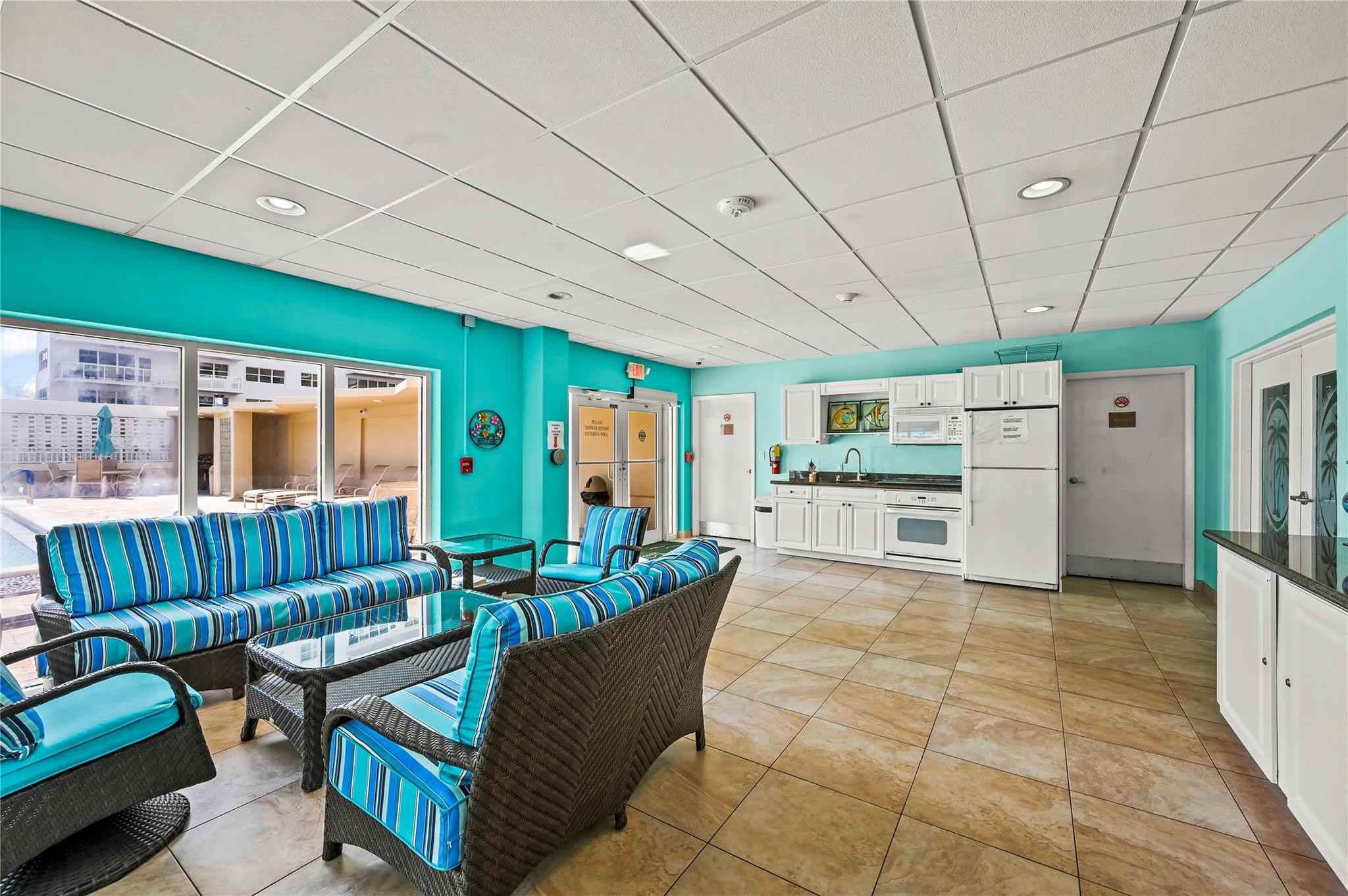 OCEAN MONARCH CONDO - Residential