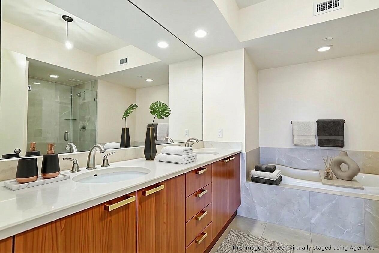 MARINA GRANDE RIVIERA BEACH CONDO - Residential