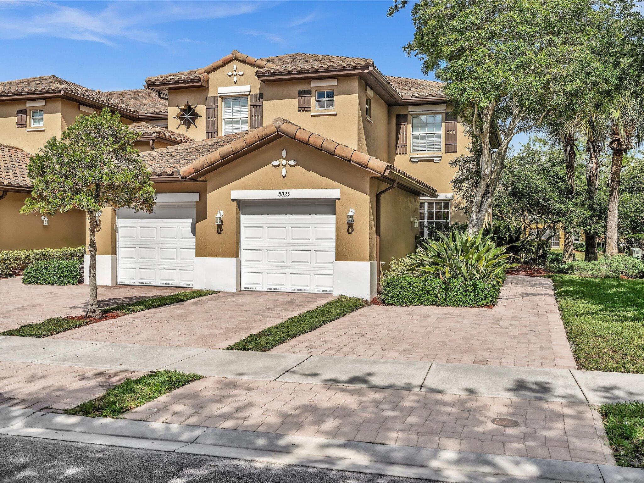 CYPRESS POINTE I AT HERON BAY - Residential