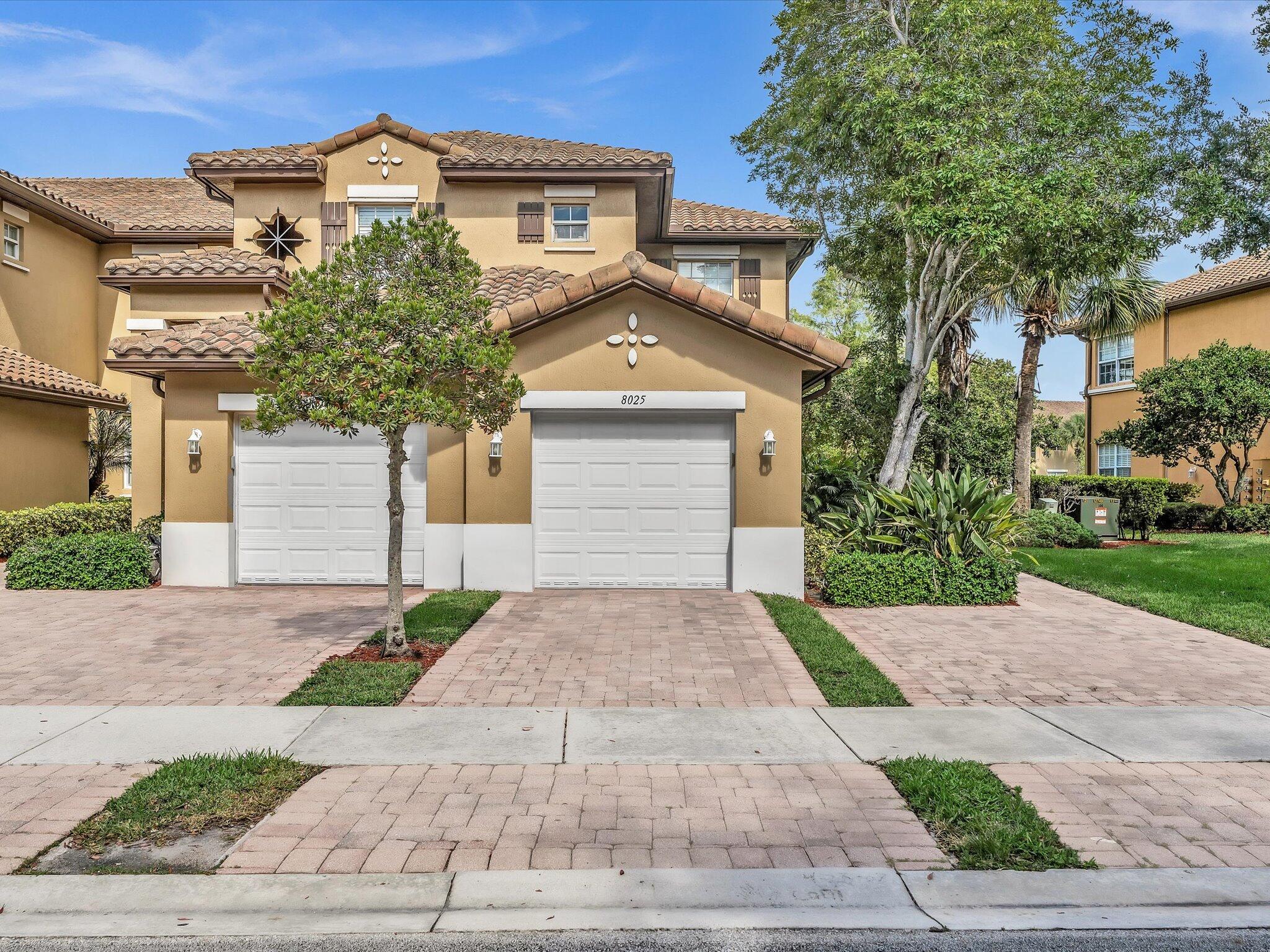 CYPRESS POINTE I AT HERON BAY - Residential