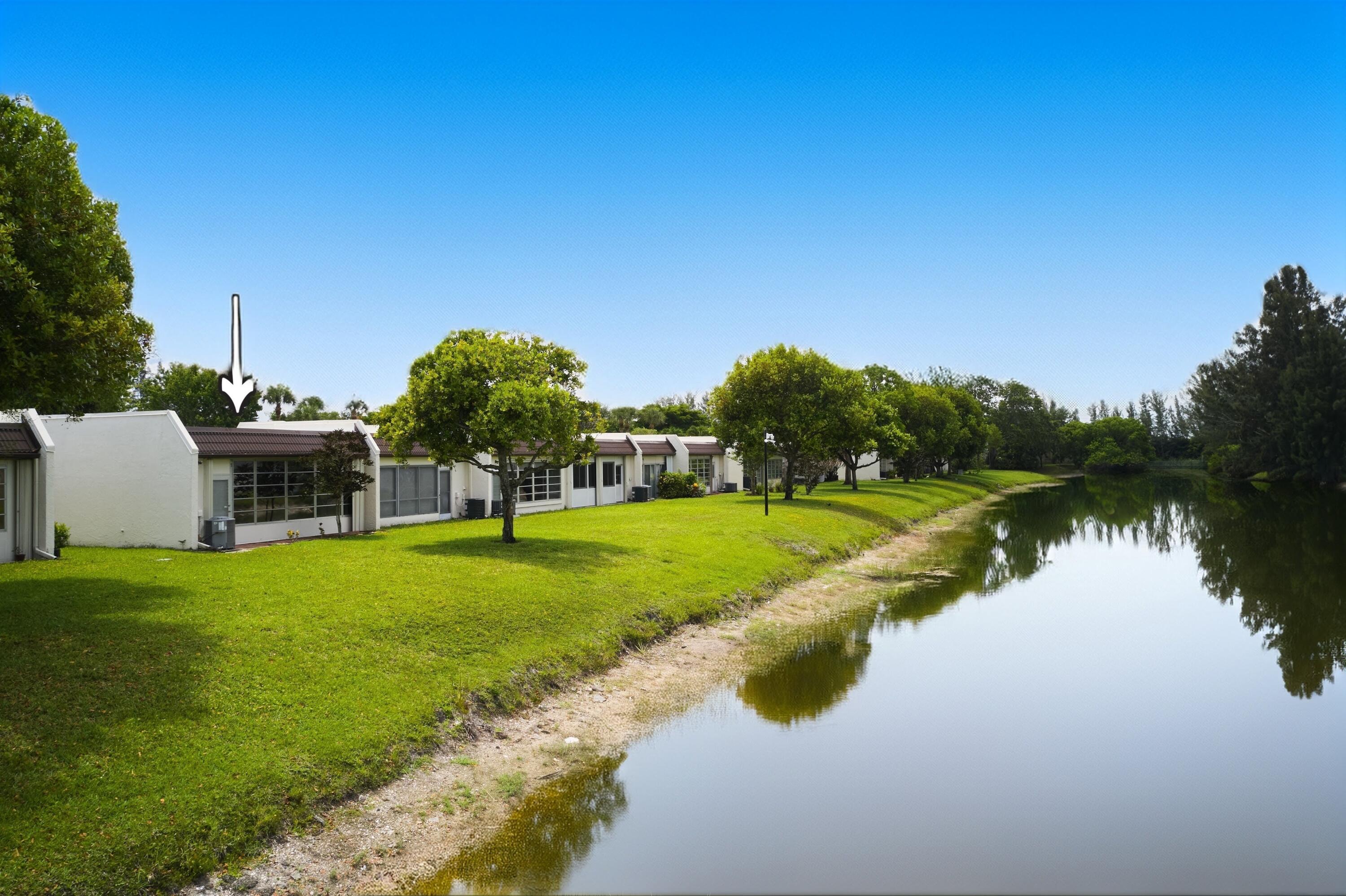 Golden Lakes Village Condo - Residential