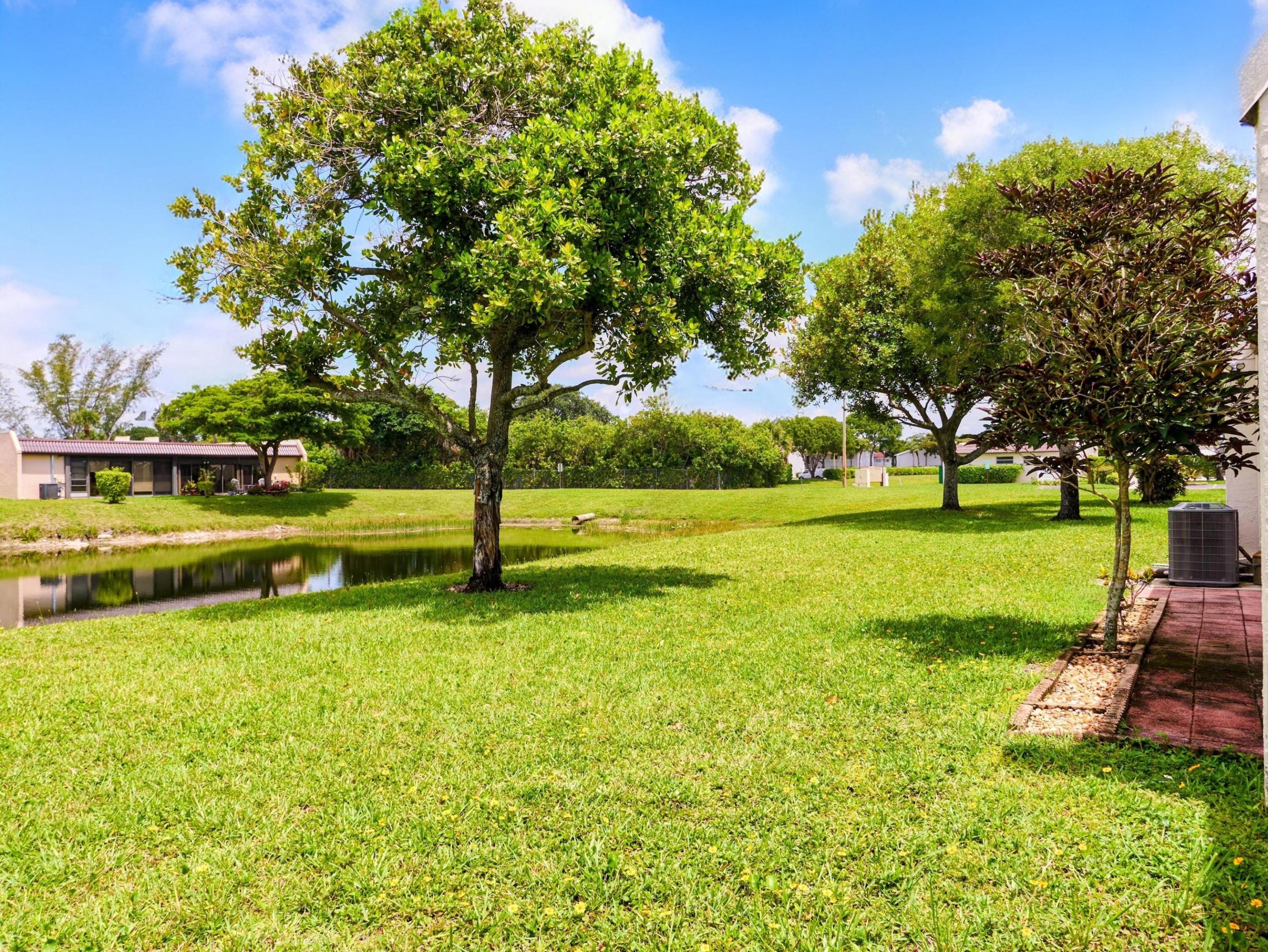 Golden Lakes Village Condo - Residential