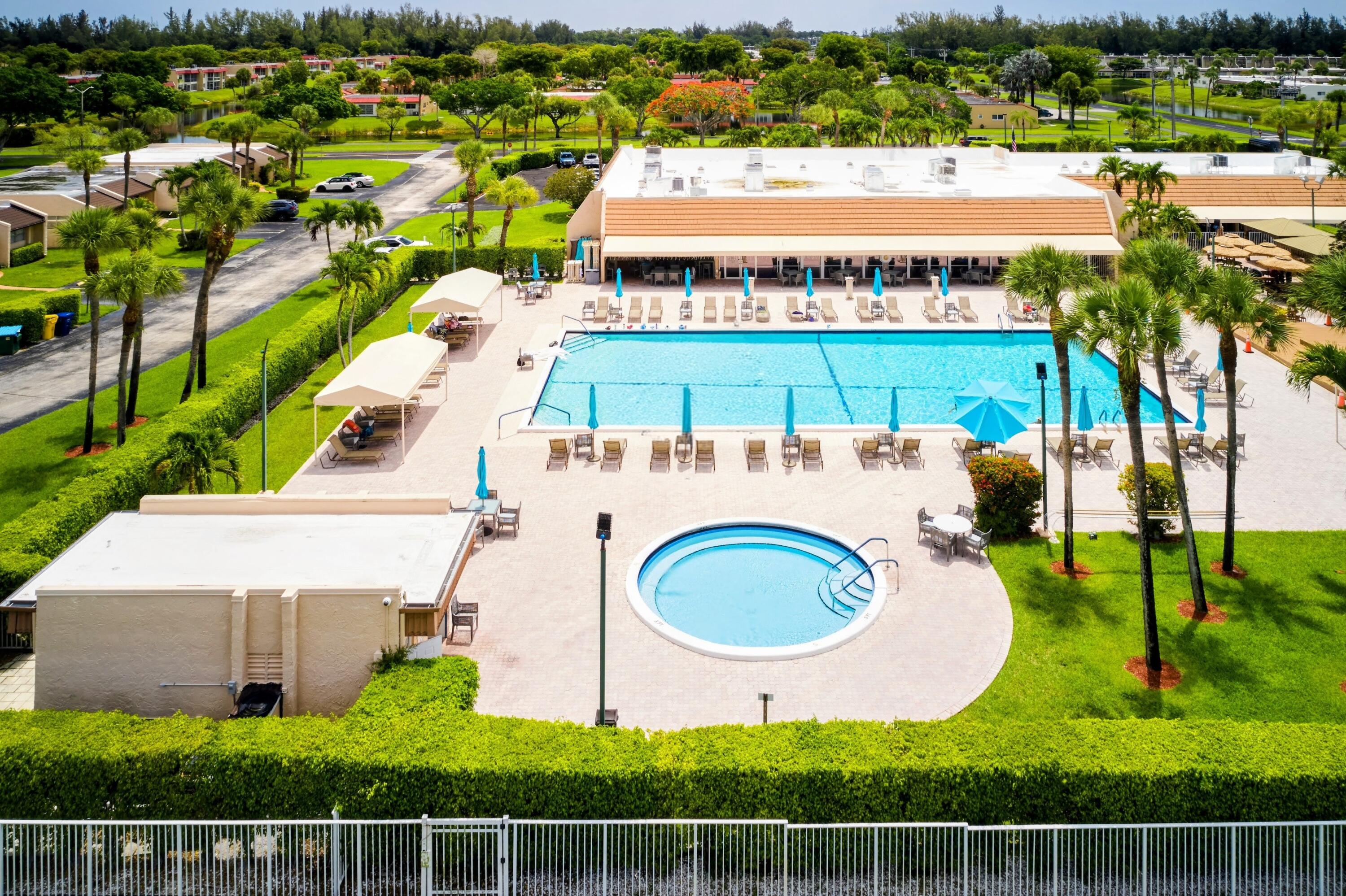 Golden Lakes Village Condo - Residential