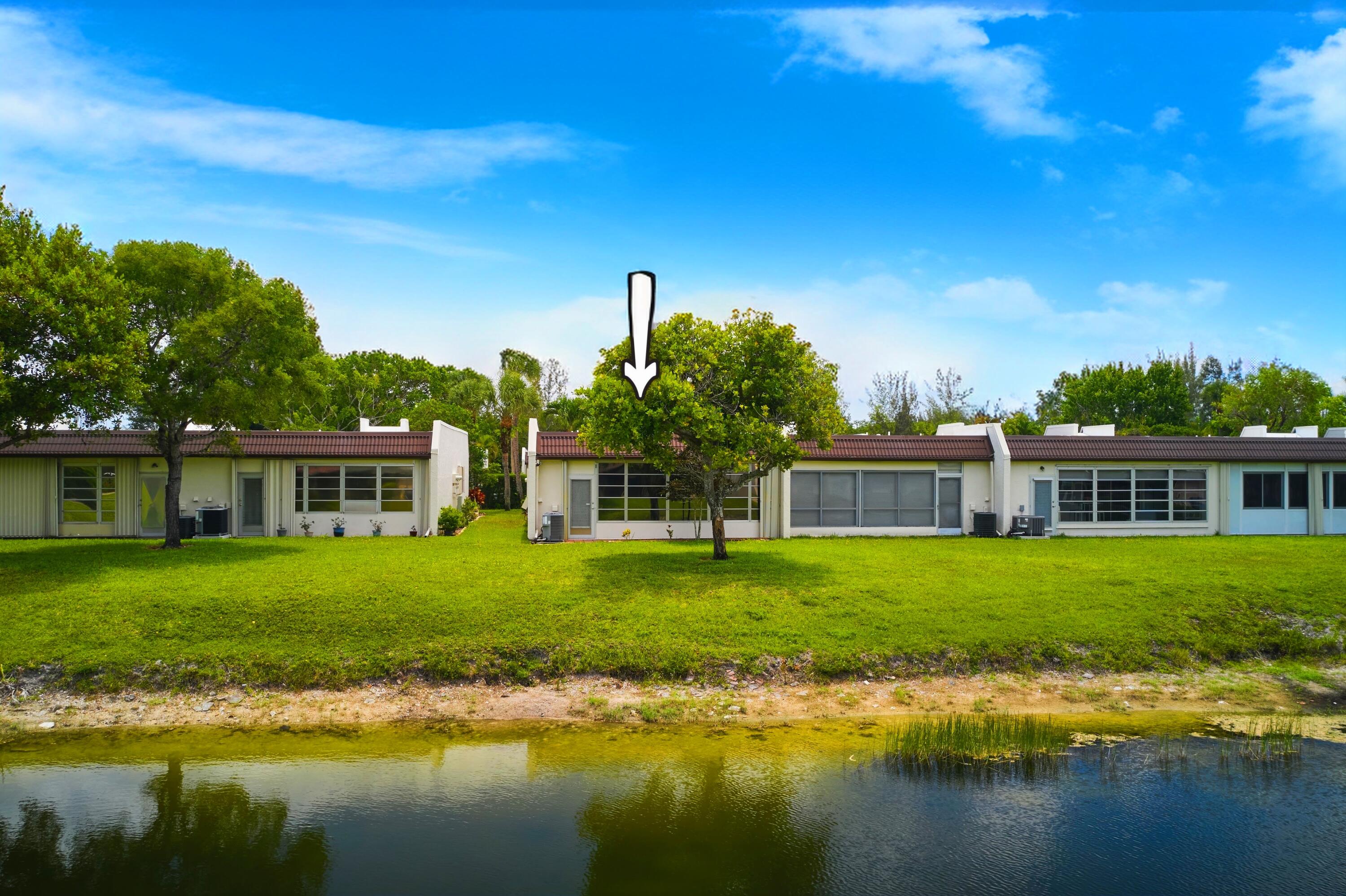Golden Lakes Village Condo - Residential