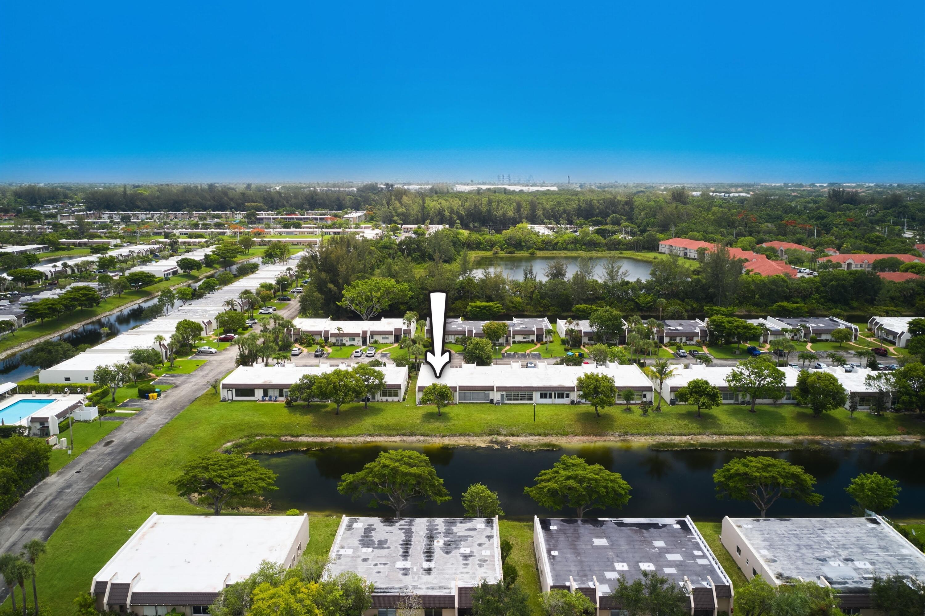 Golden Lakes Village Condo - Residential