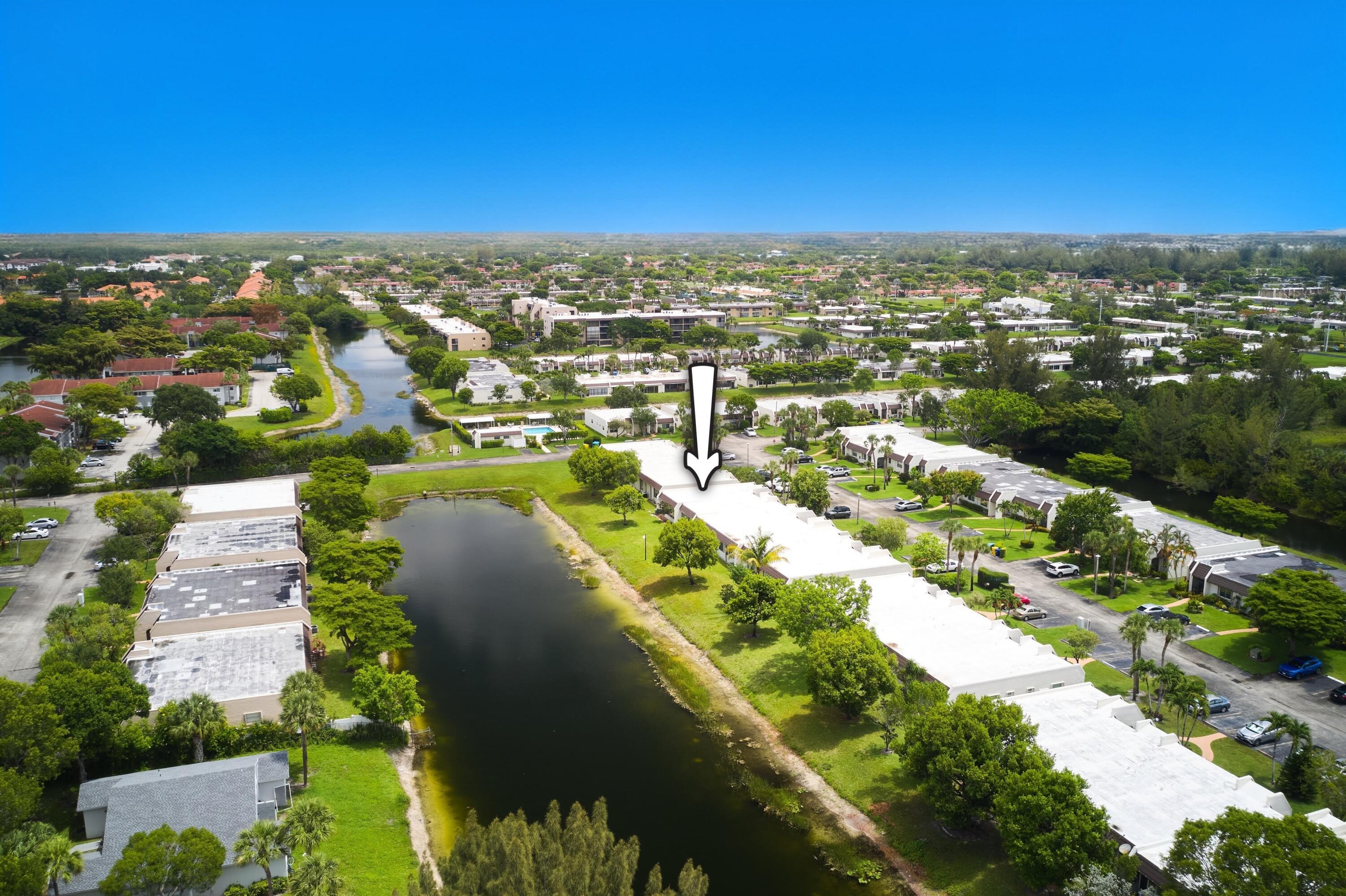 Golden Lakes Village Condo - Residential