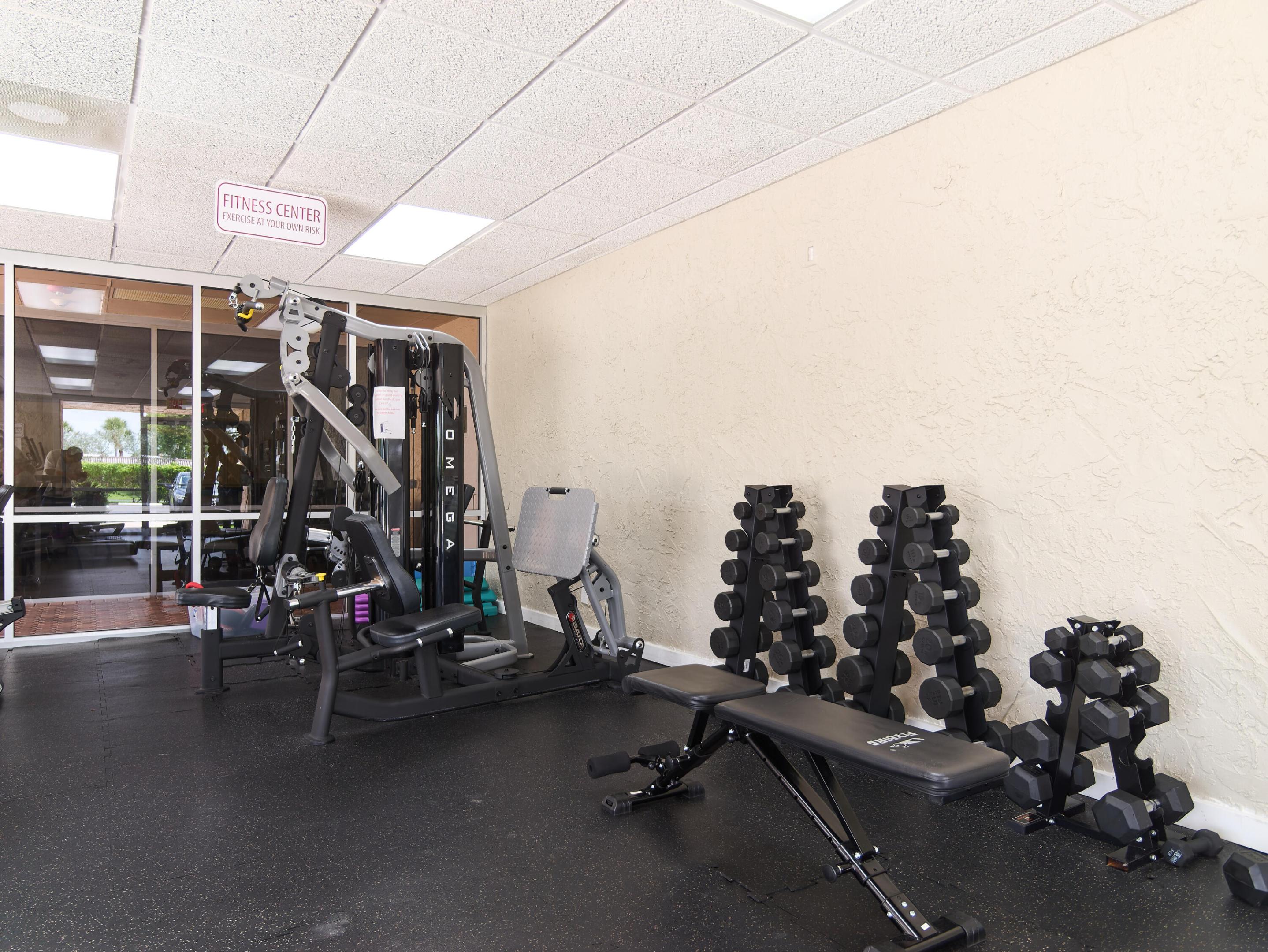 Golden Lakes Village Condo - Residential