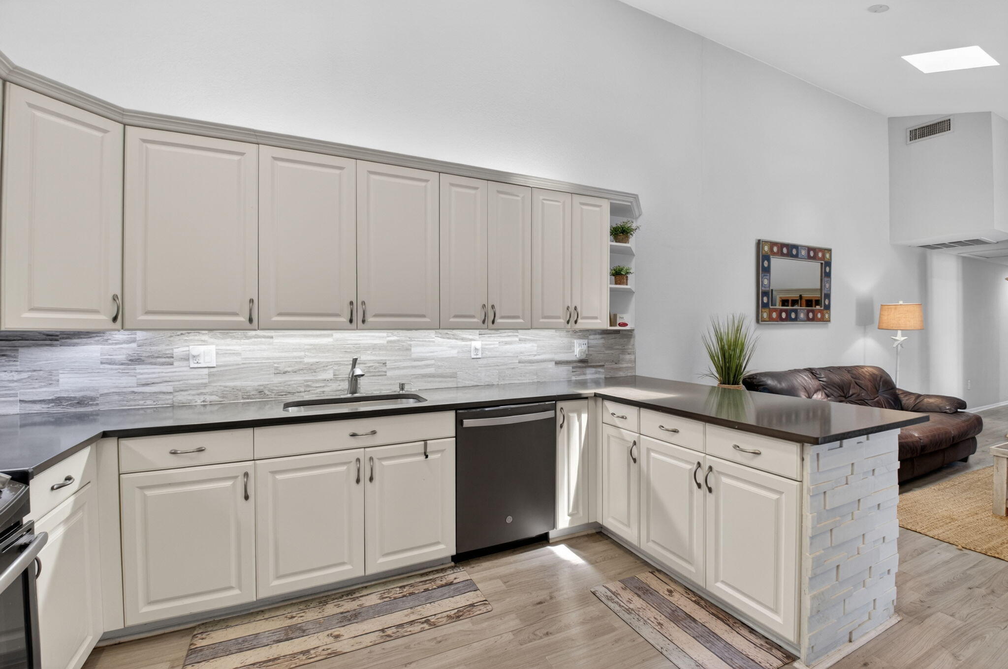 BOCA GARDENS - Residential