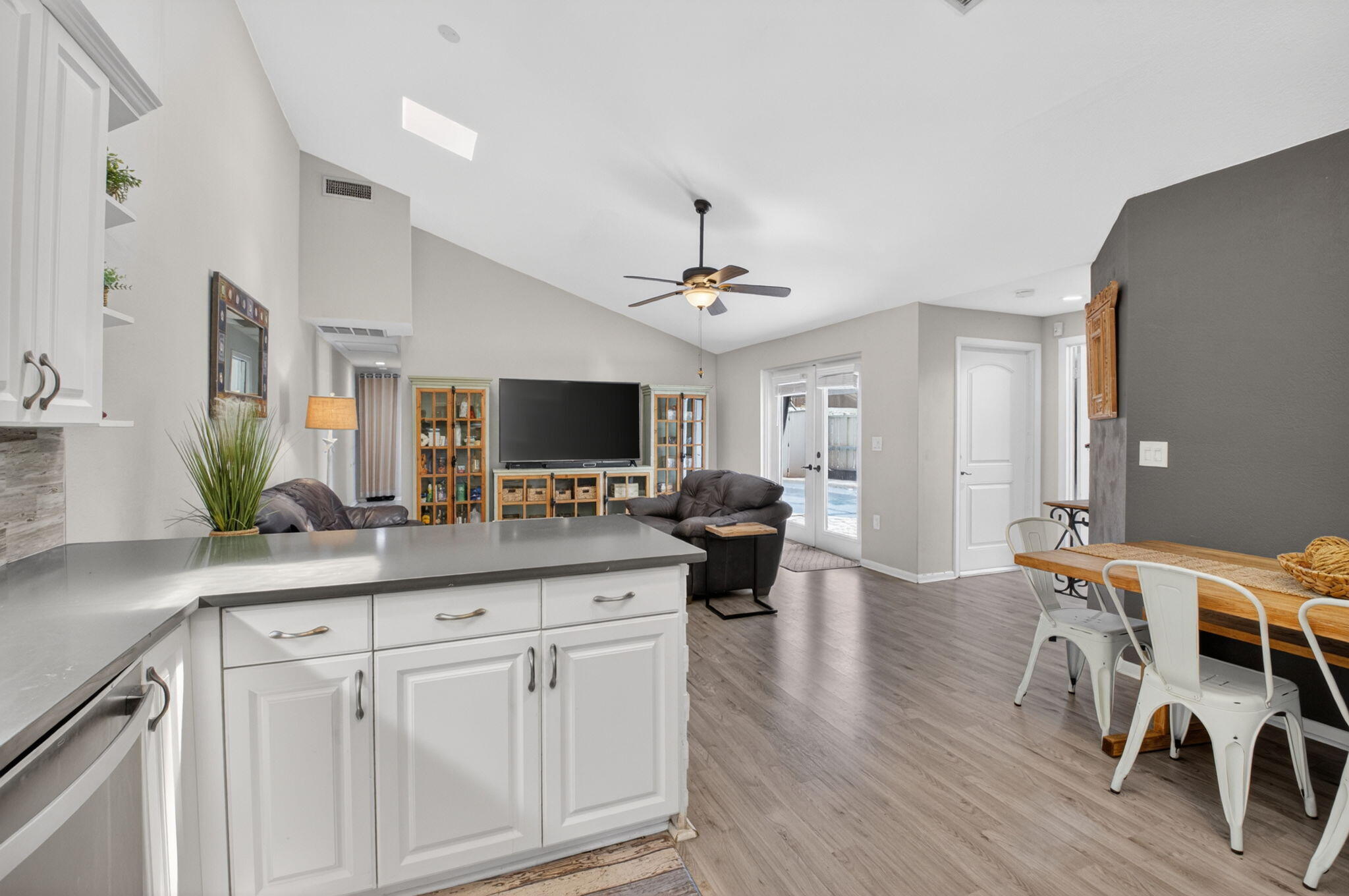 BOCA GARDENS - Residential