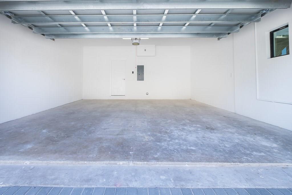 OAKLAND PARK SECOND ADD - Residential Lease