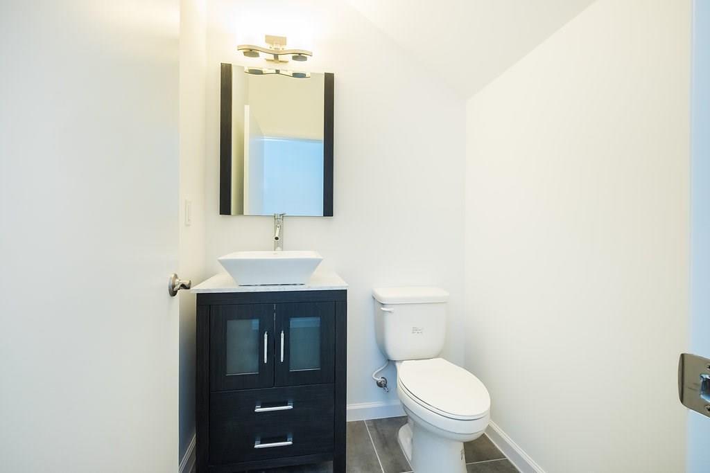OAKLAND PARK SECOND ADD - Residential Lease