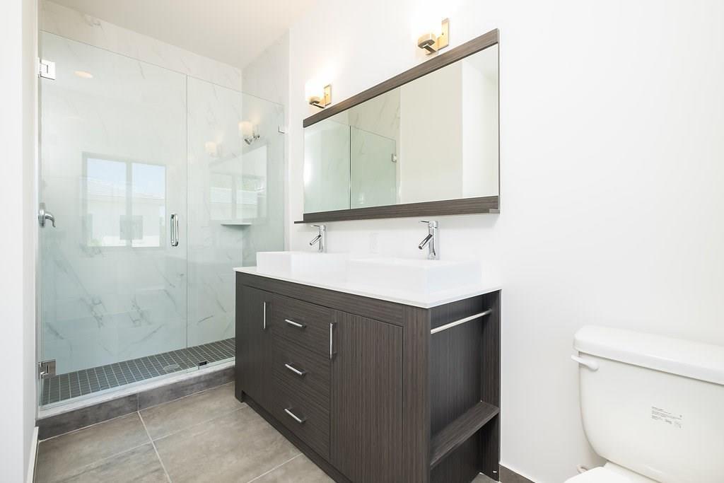 OAKLAND PARK SECOND ADD - Residential Lease