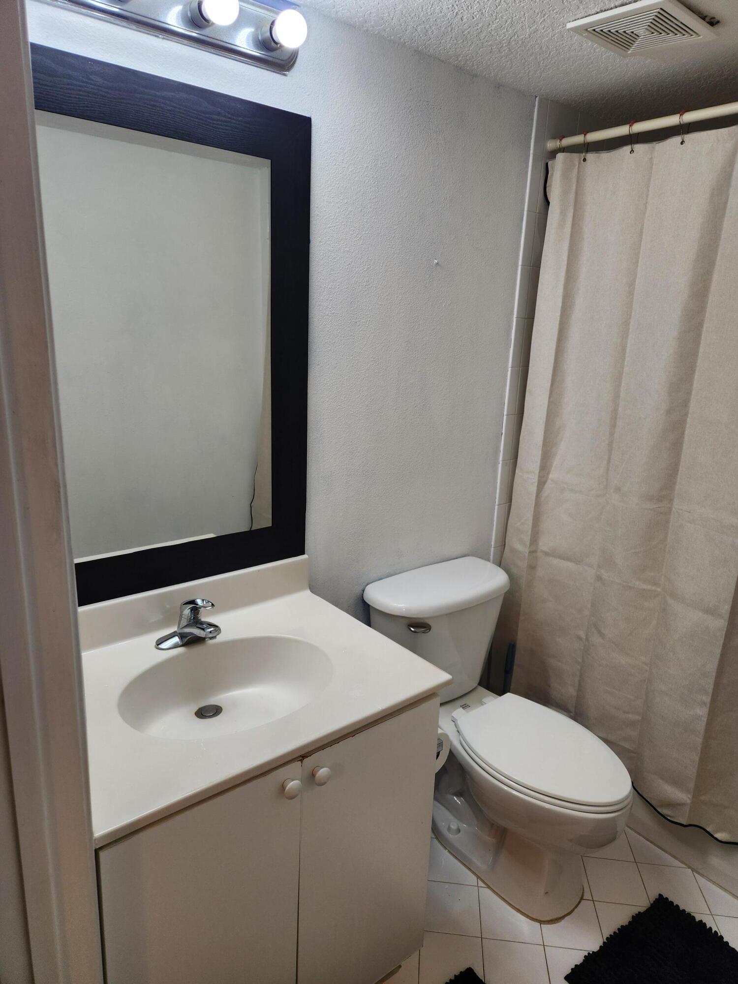 COVE AT BRIAR BAY CONDO - Residential Lease