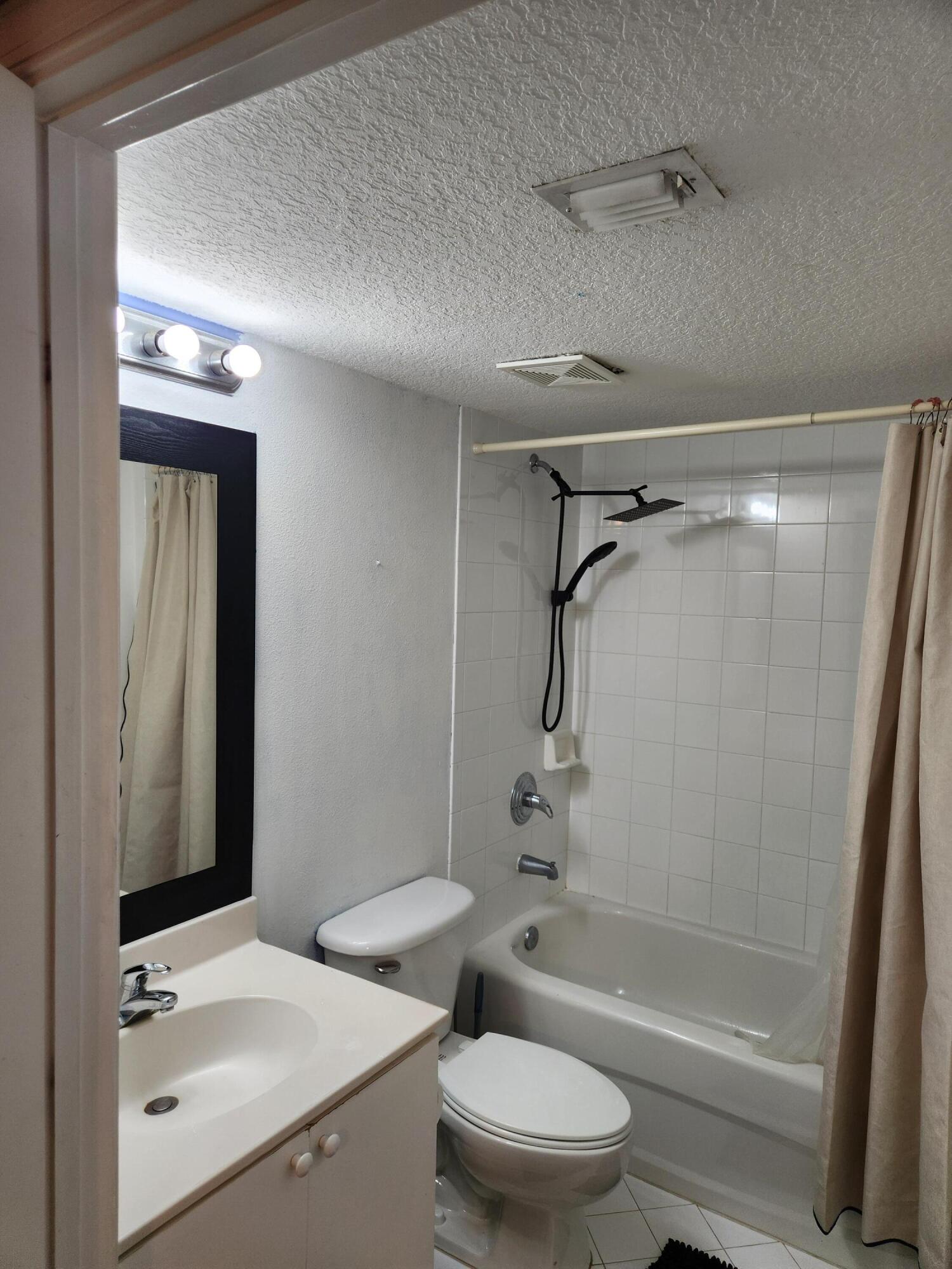 COVE AT BRIAR BAY CONDO - Residential Lease