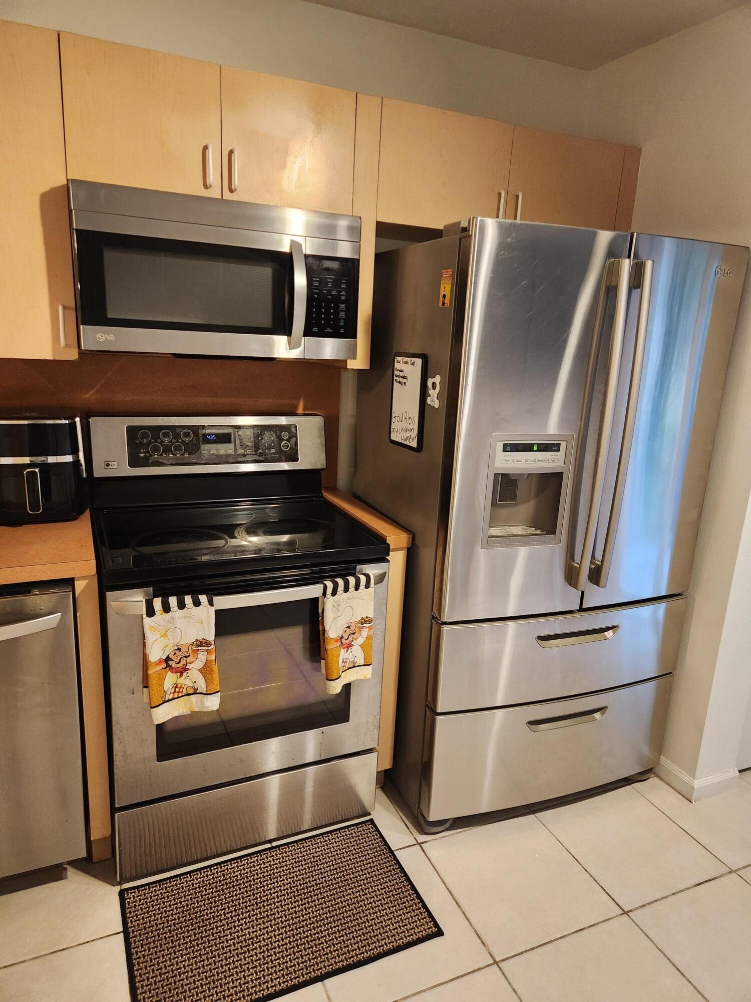 COVE AT BRIAR BAY CONDO - Residential Lease