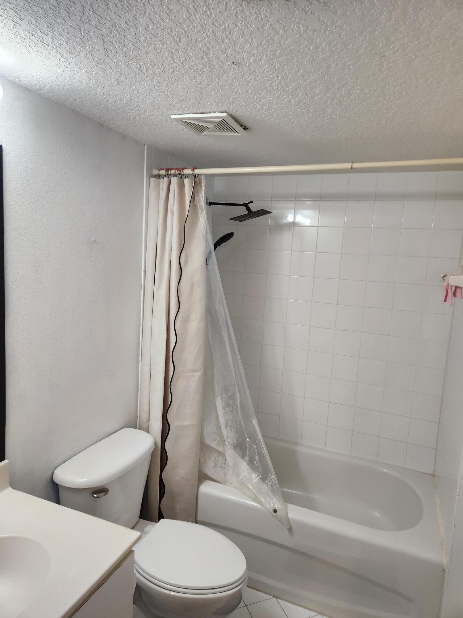 COVE AT BRIAR BAY CONDO - Residential Lease