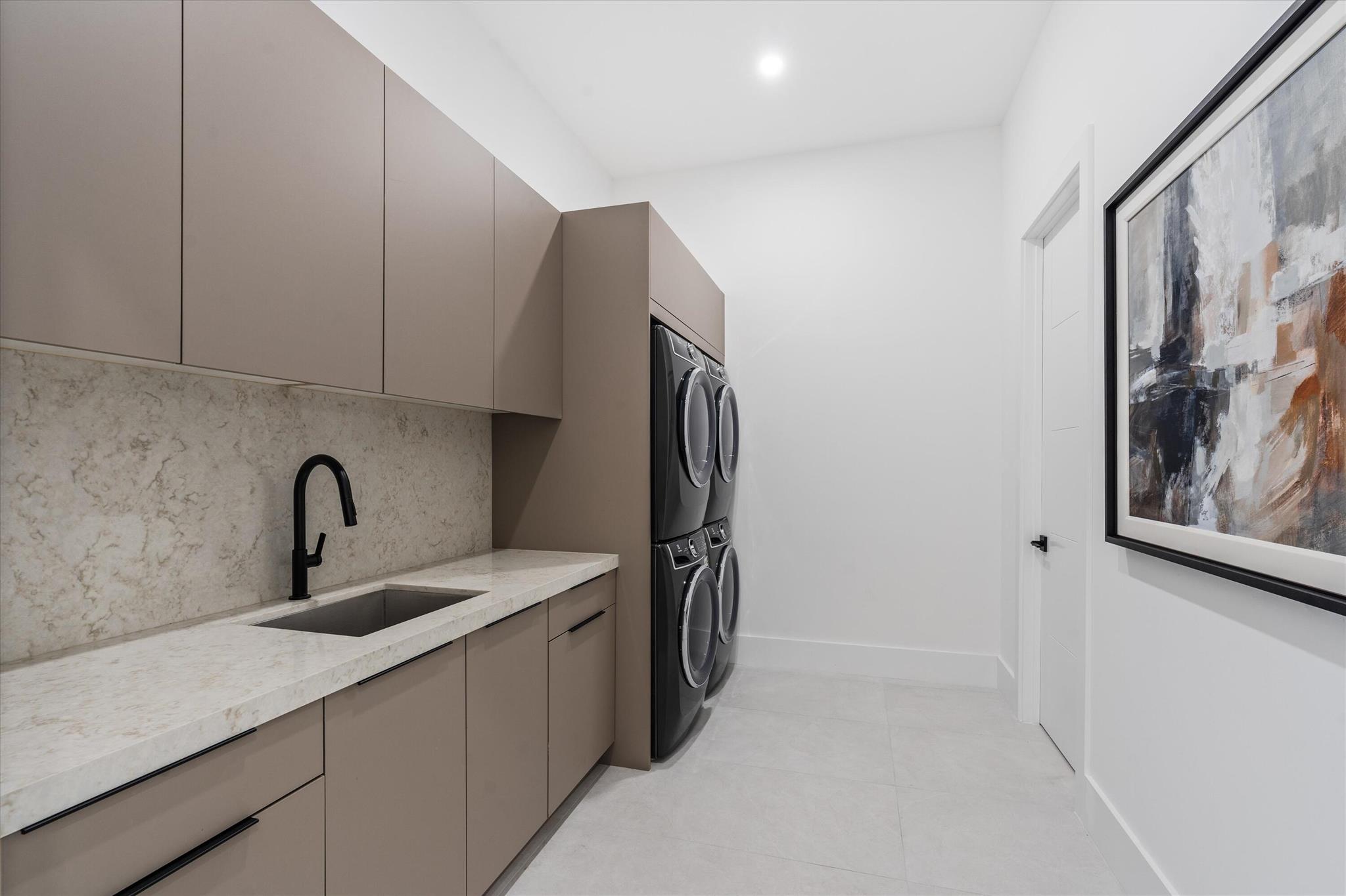 WOODVUE - Residential