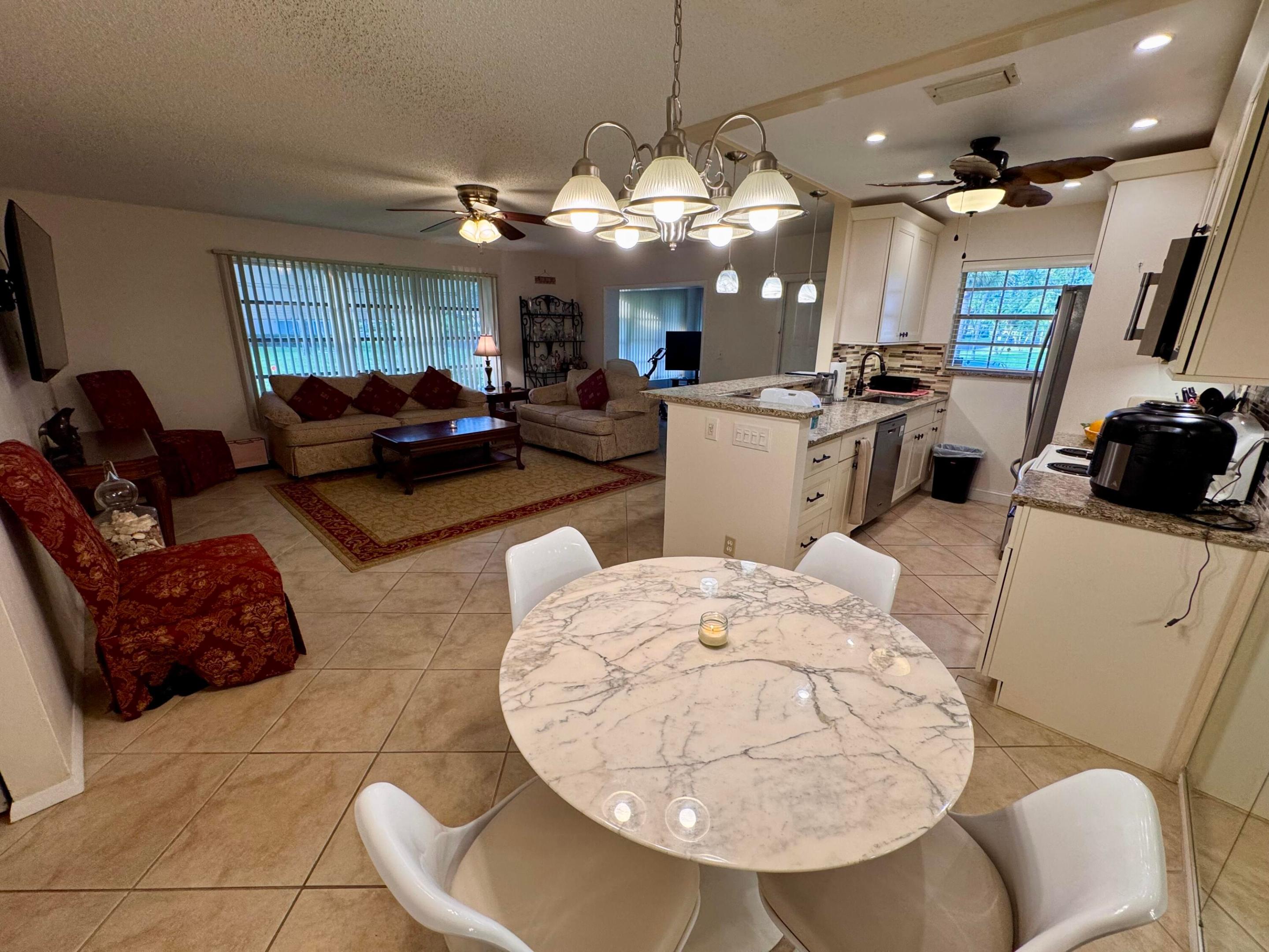 HIGH POINT OF DELRAY SEC 6 CONDO - Residential Lease