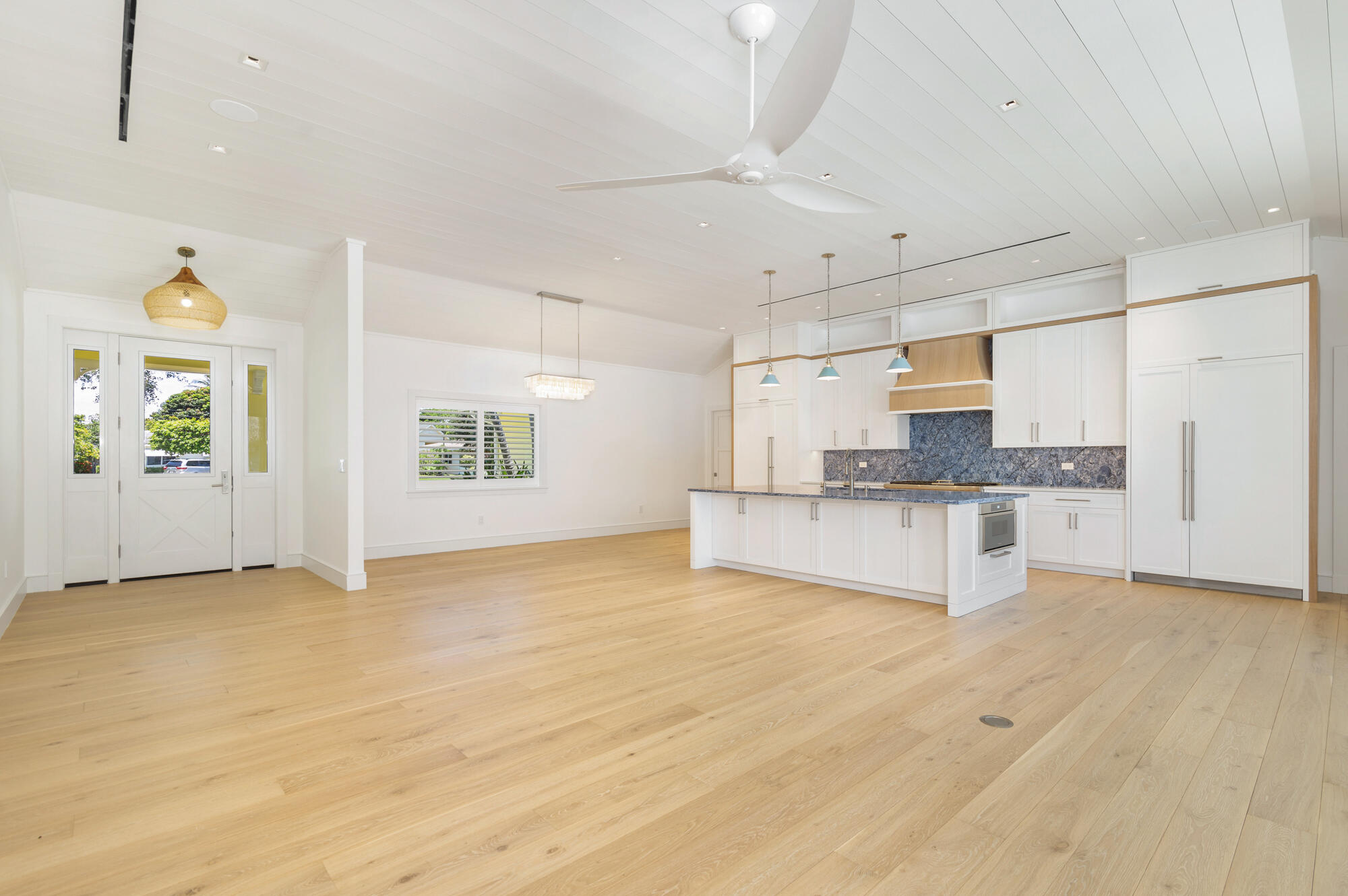 LAKE CLARKE MNR - Residential