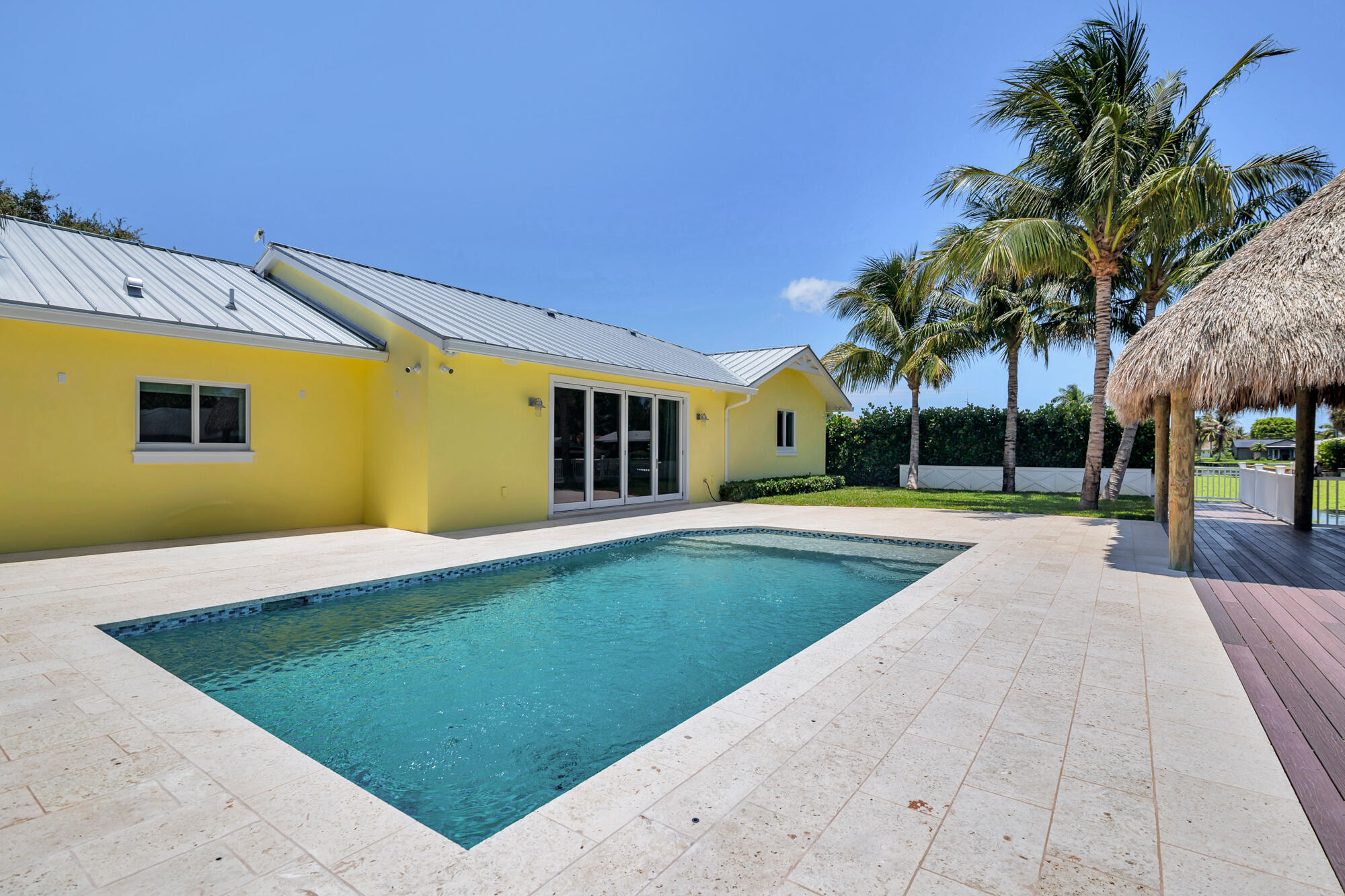 LAKE CLARKE MNR - Residential