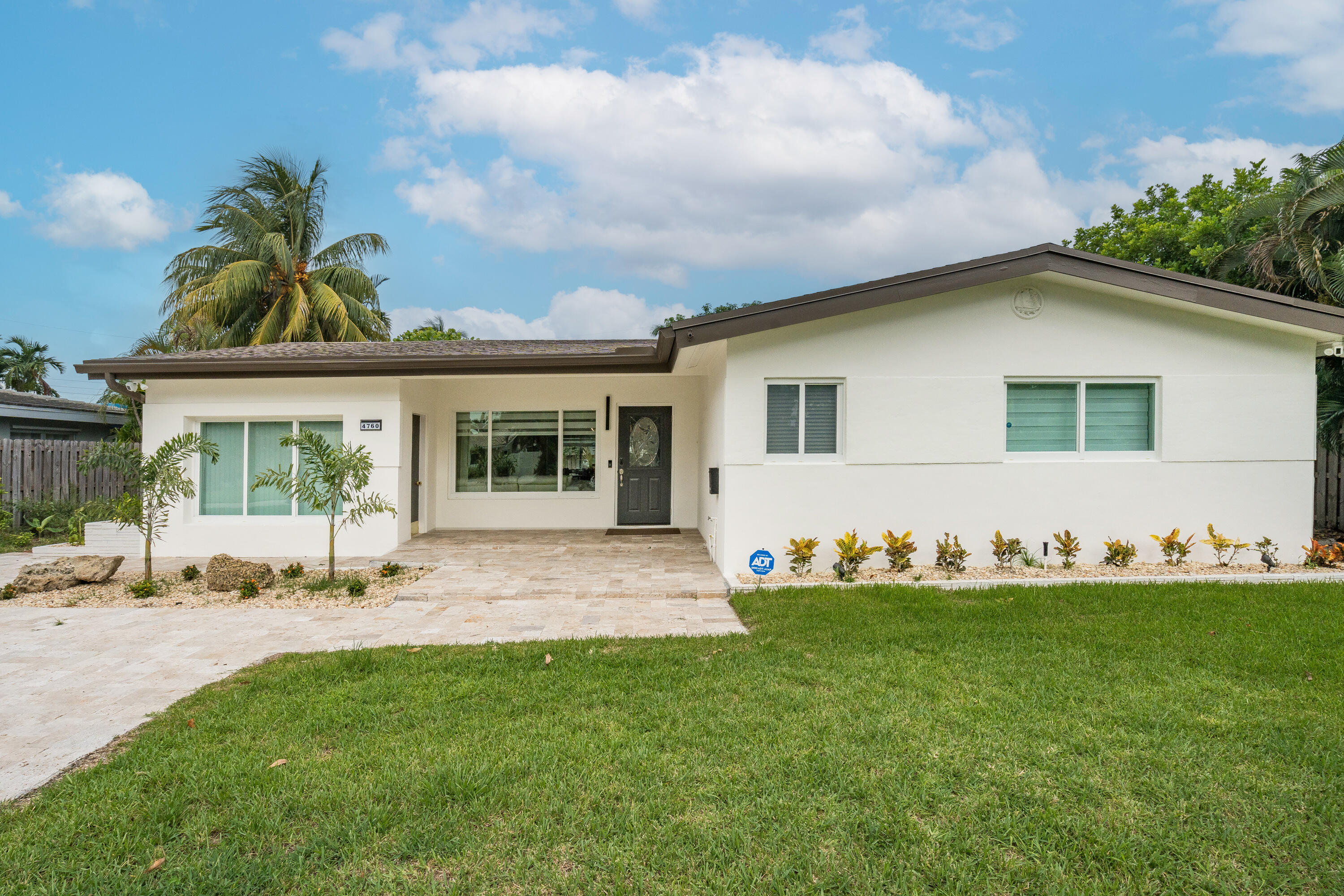 FLORANADA RIDGE SEC - Residential