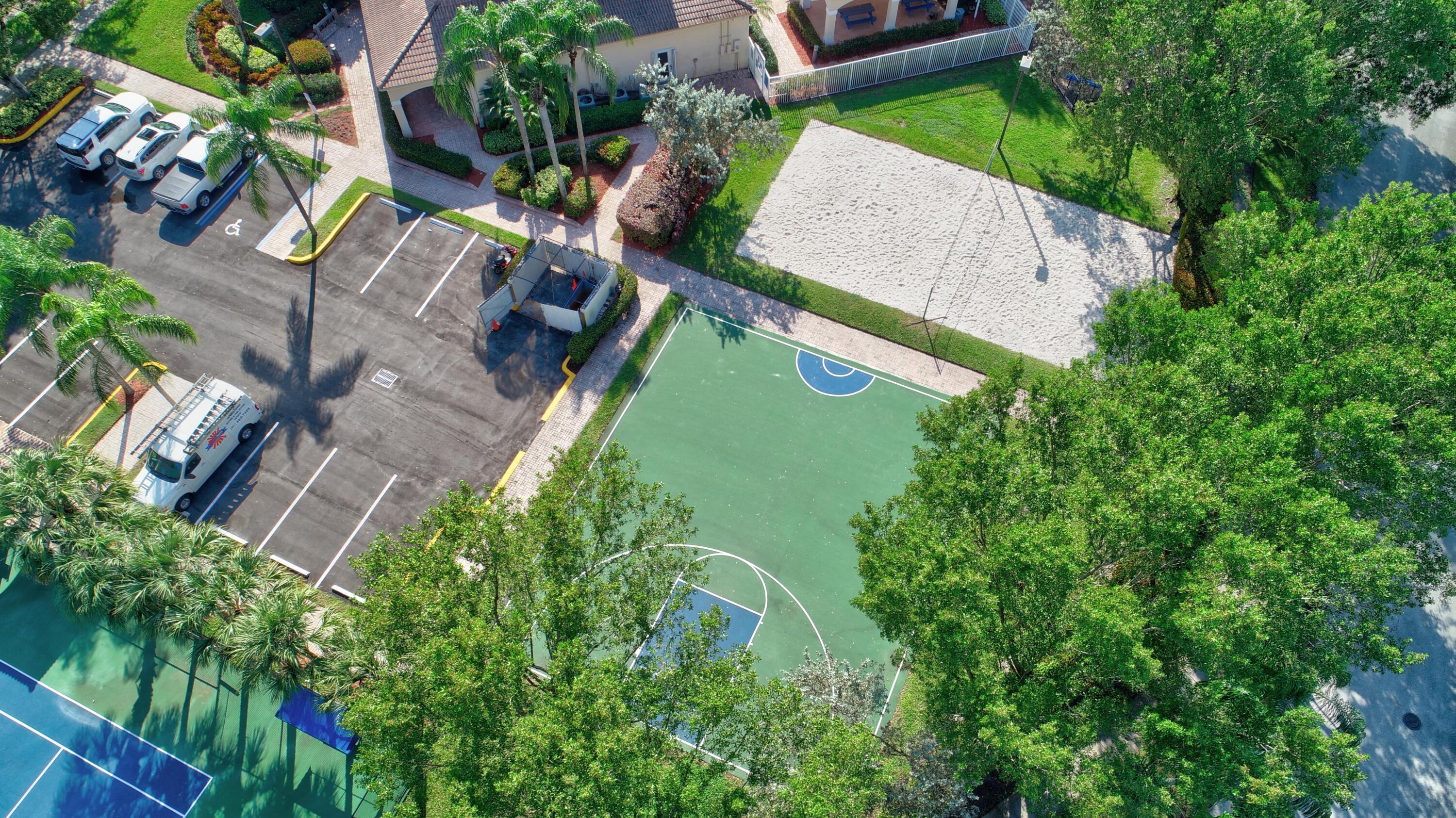 REGENCY LAKES AT COCONUT CREEK - Residential