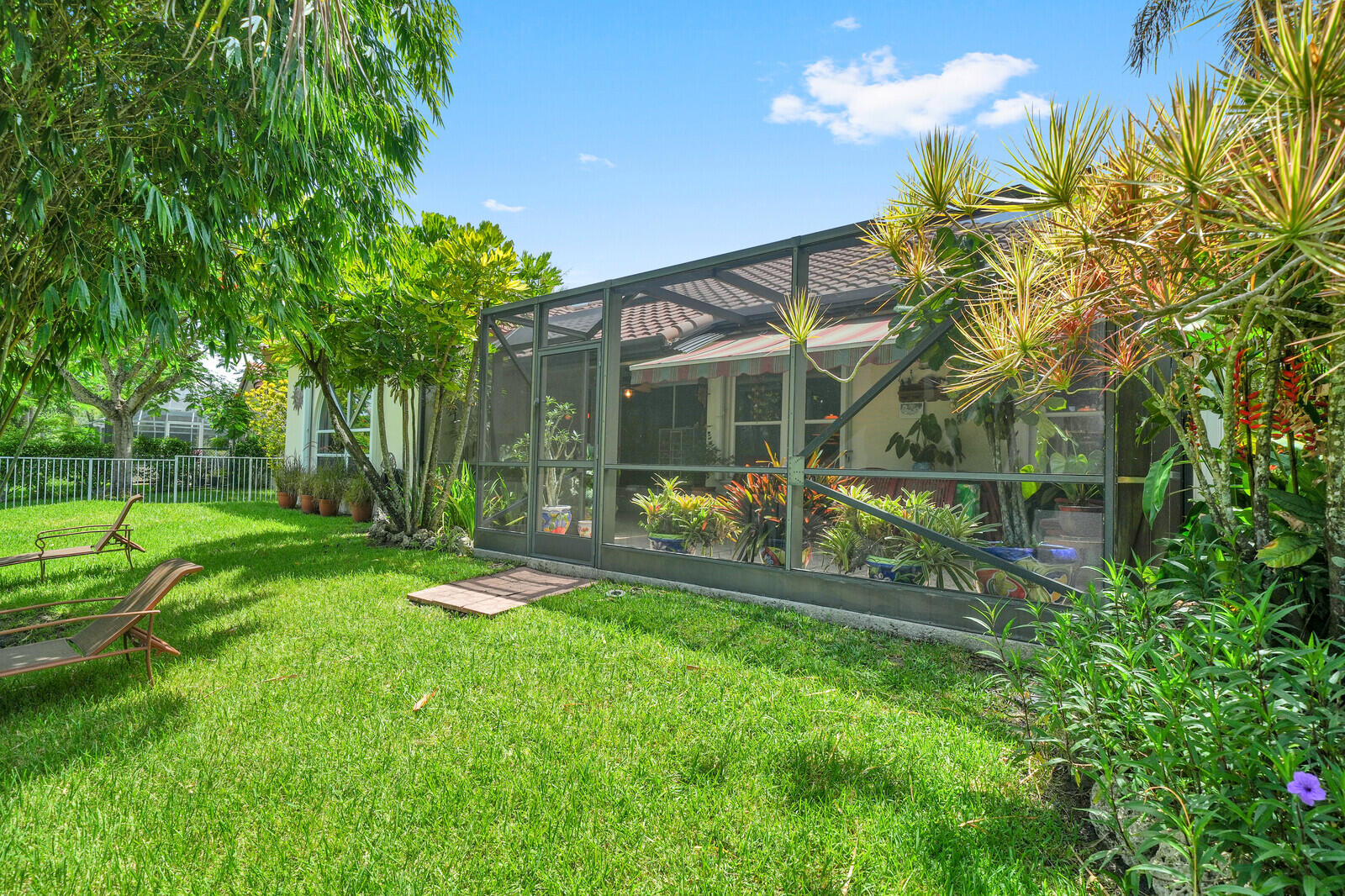 SILVER LAKES AT PEMBROKE PINES - Residential