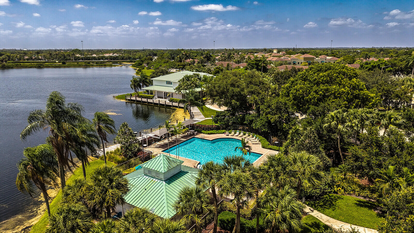 SILVER LAKES AT PEMBROKE PINES - Residential