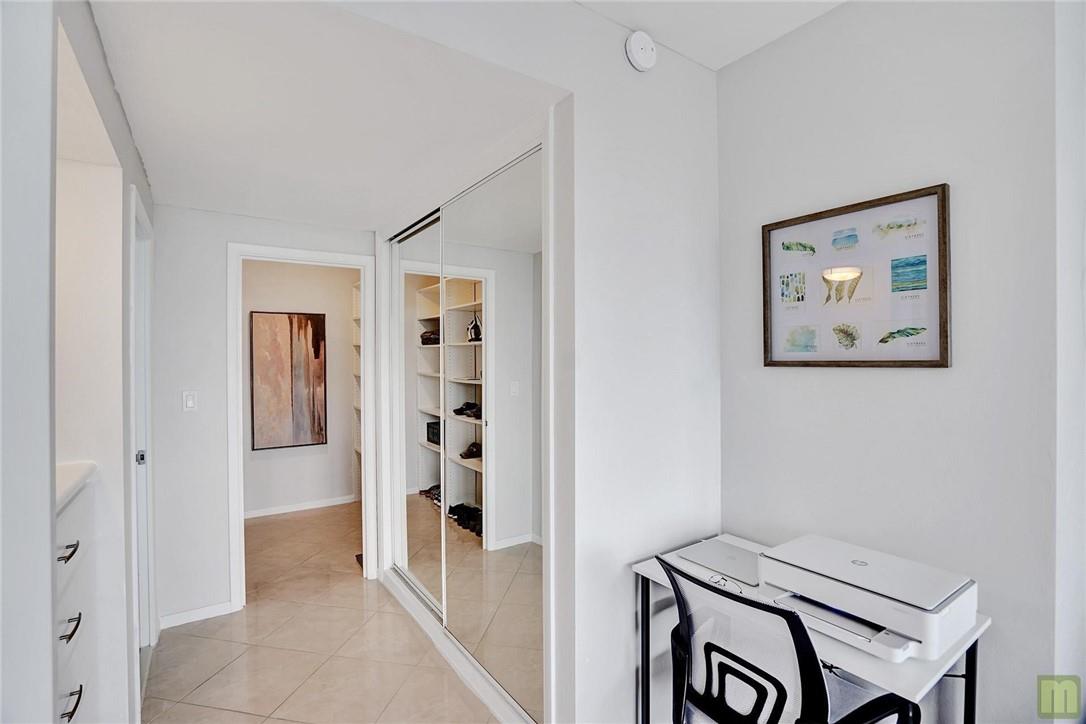 CORAL RIDGE TOWERS SOUTH - Residential