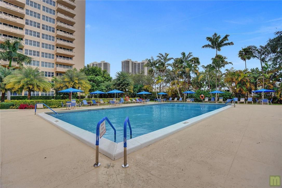 CORAL RIDGE TOWERS SOUTH - Residential