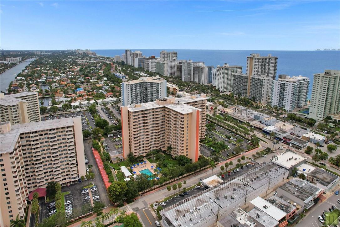 CORAL RIDGE TOWERS SOUTH - Residential
