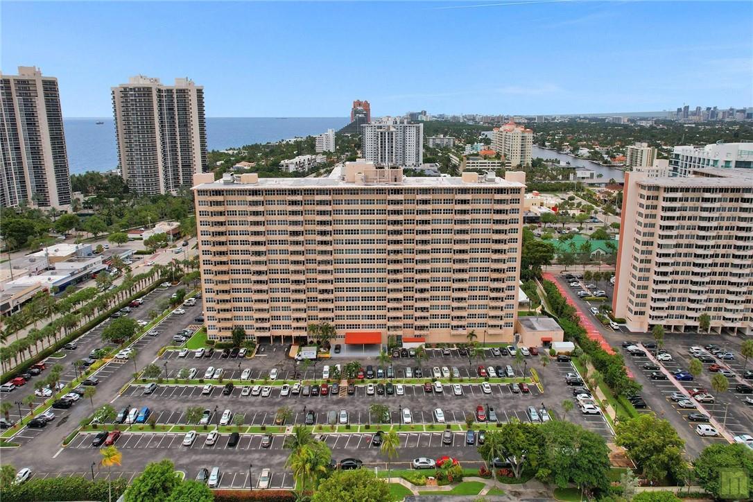CORAL RIDGE TOWERS SOUTH - Residential
