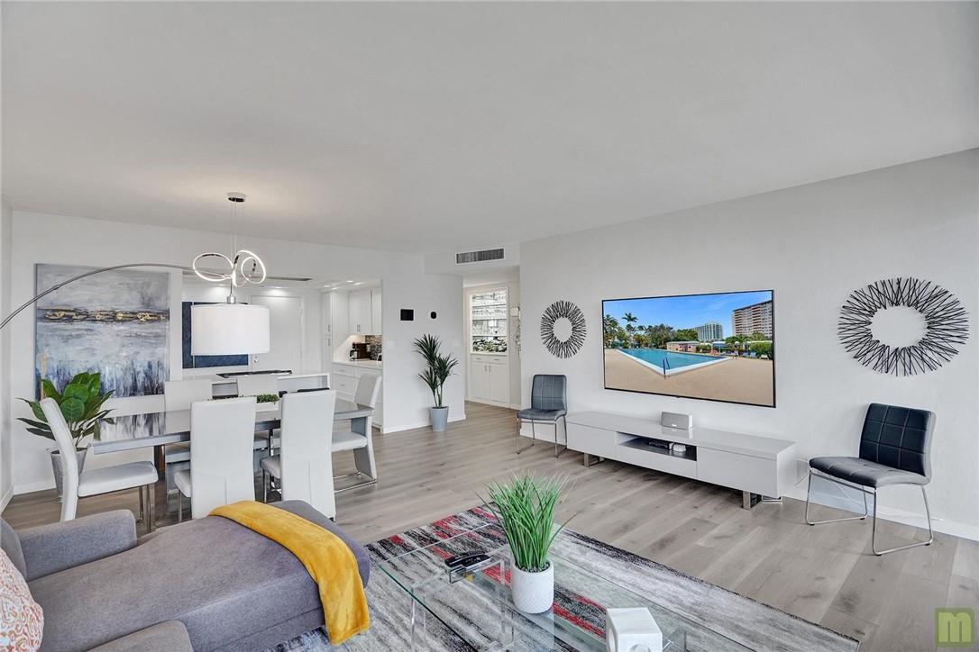 CORAL RIDGE TOWERS SOUTH - Residential