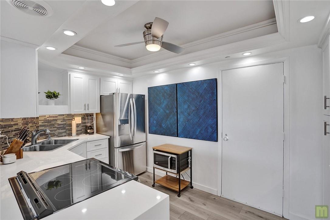 CORAL RIDGE TOWERS SOUTH - Residential