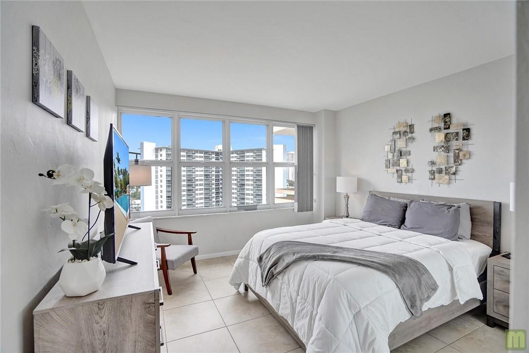 CORAL RIDGE TOWERS SOUTH - Residential