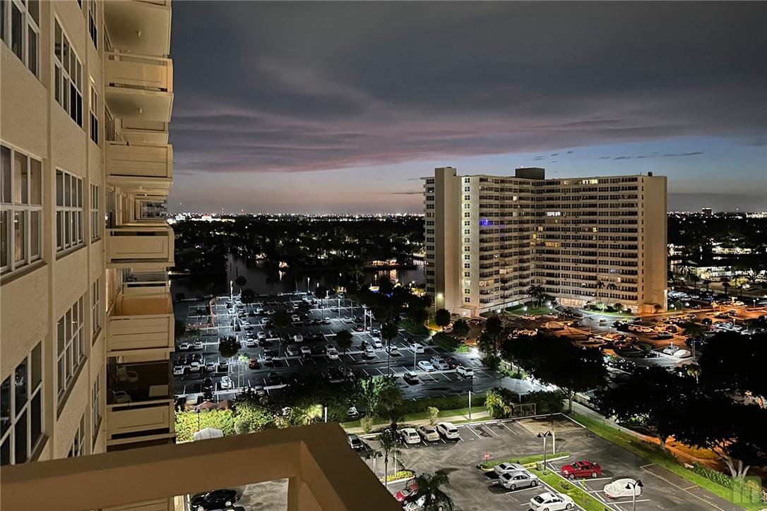 CORAL RIDGE TOWERS SOUTH - Residential